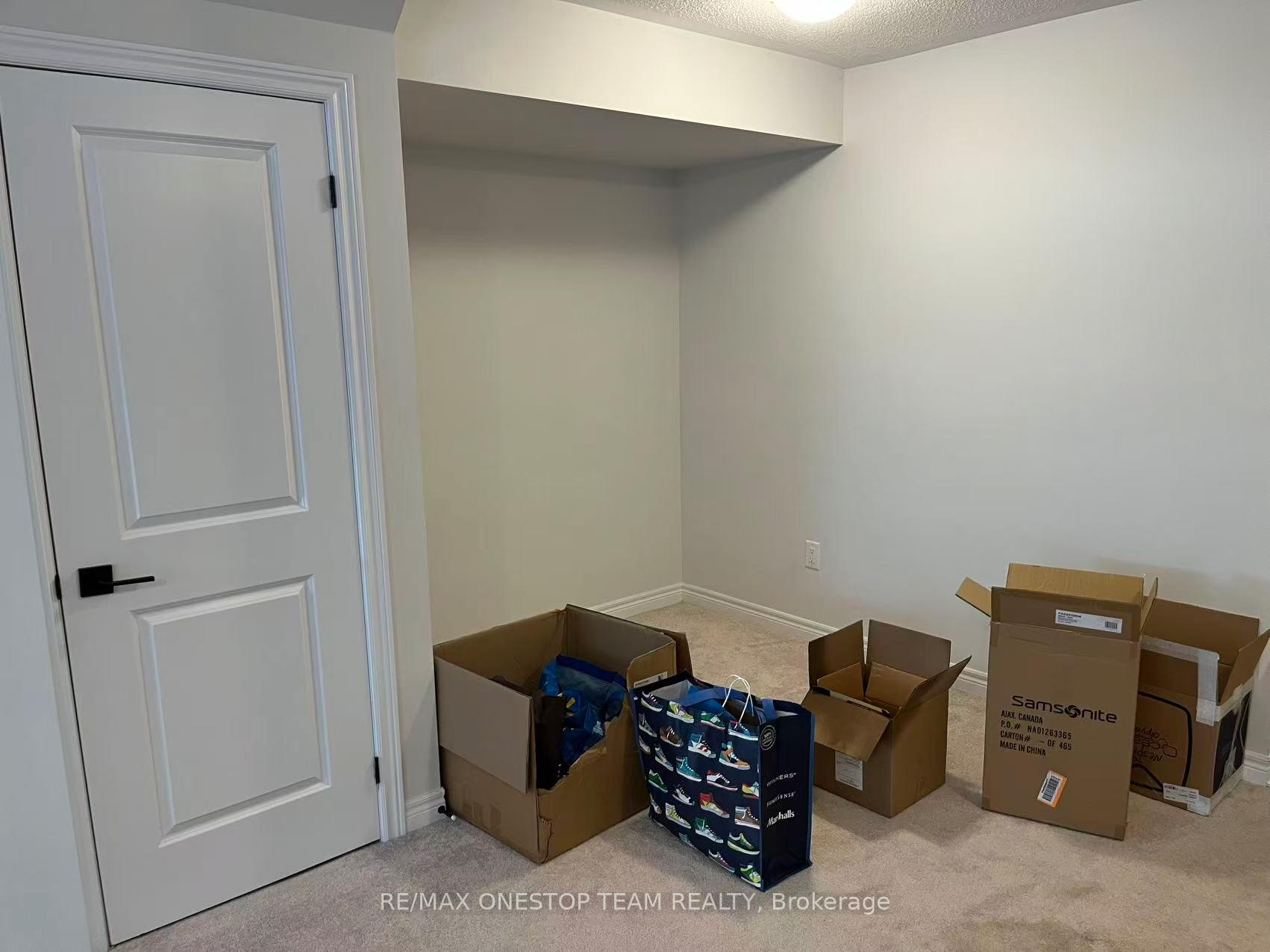 Photo 12 of 33 Babington Gate, Vaughan, Patterson — HOMEH