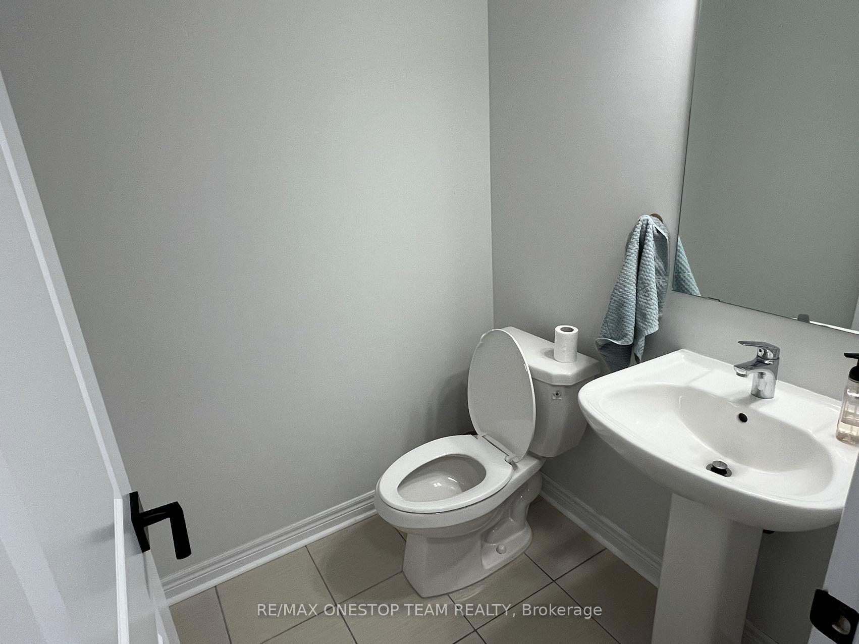 Photo 13 of 33 Babington Gate, Vaughan, Patterson — HOMEH
