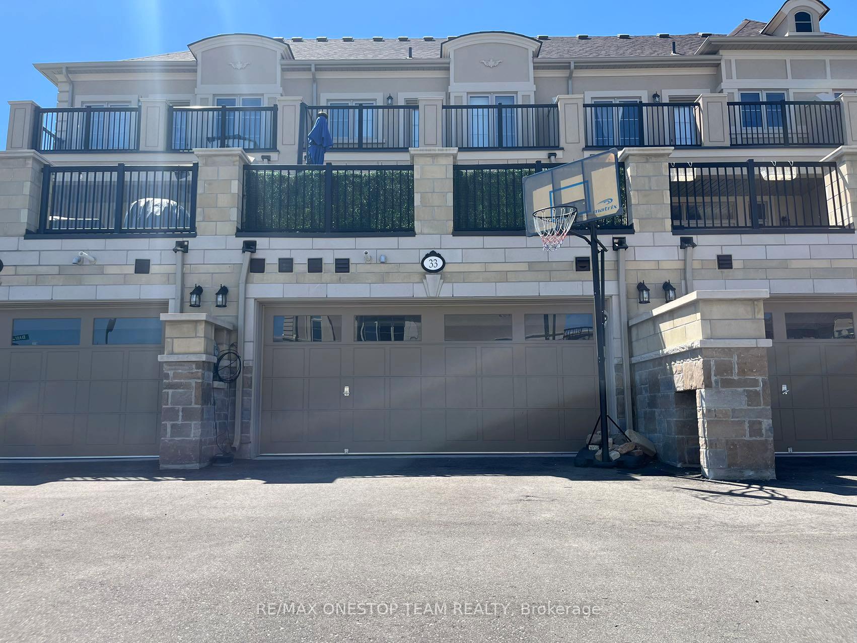 Photo 23 of 33 Babington Gate, Vaughan, Patterson — HOMEH