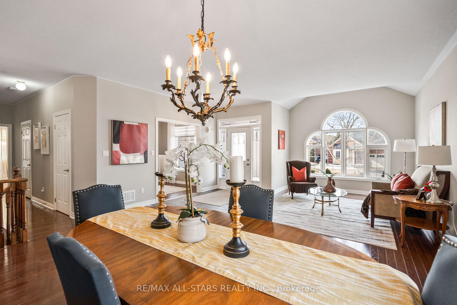 Photo 10 of 50 Oakside Drive, Uxbridge — HOMEH