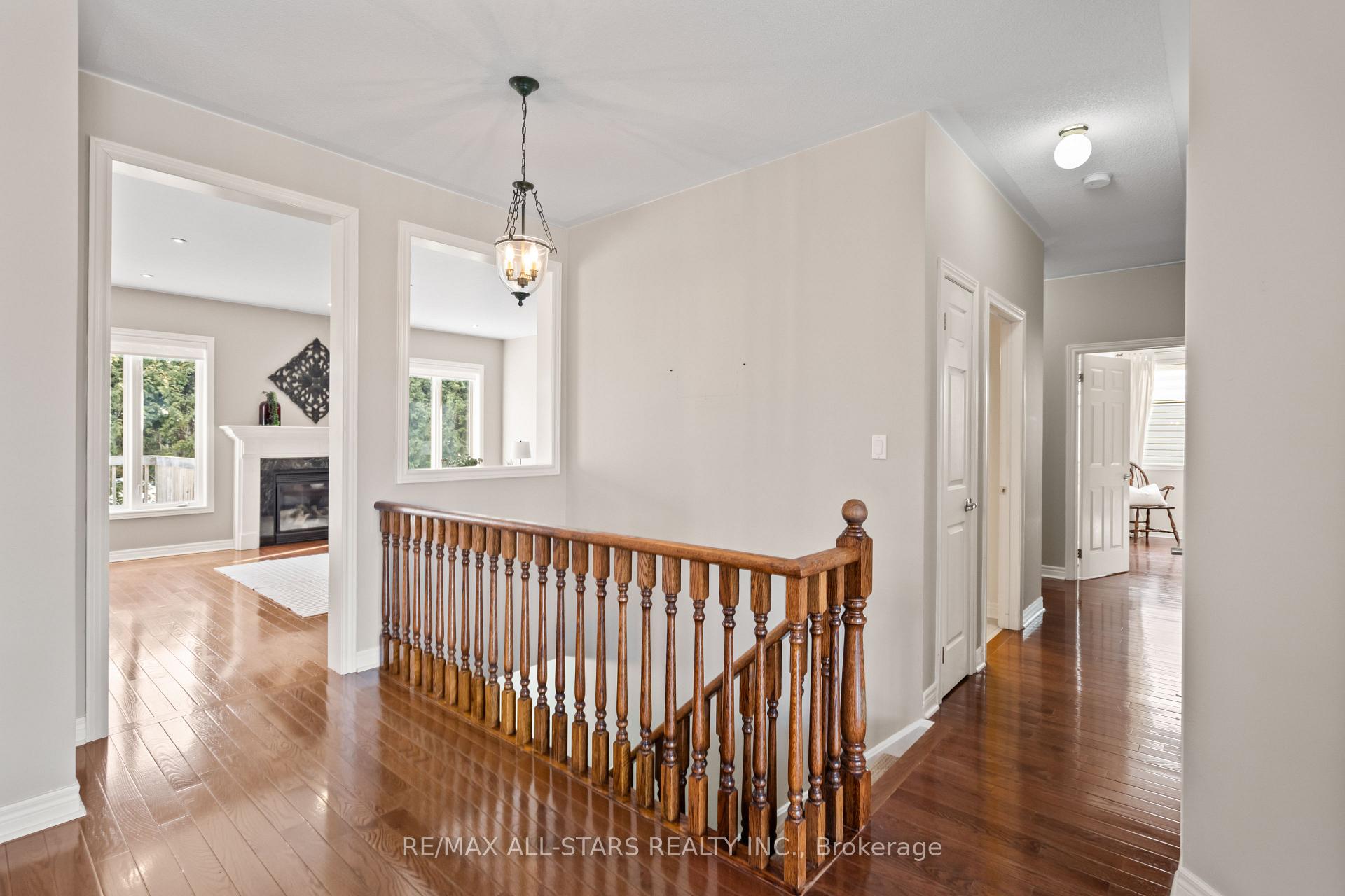 Photo 11 of 50 Oakside Drive, Uxbridge — HOMEH