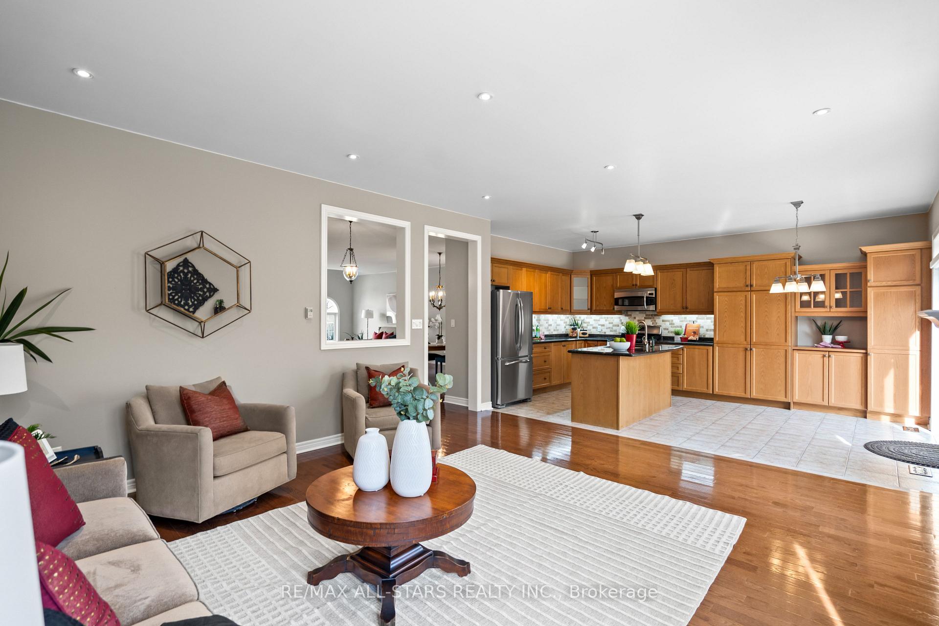 Photo 20 of 50 Oakside Drive, Uxbridge — HOMEH
