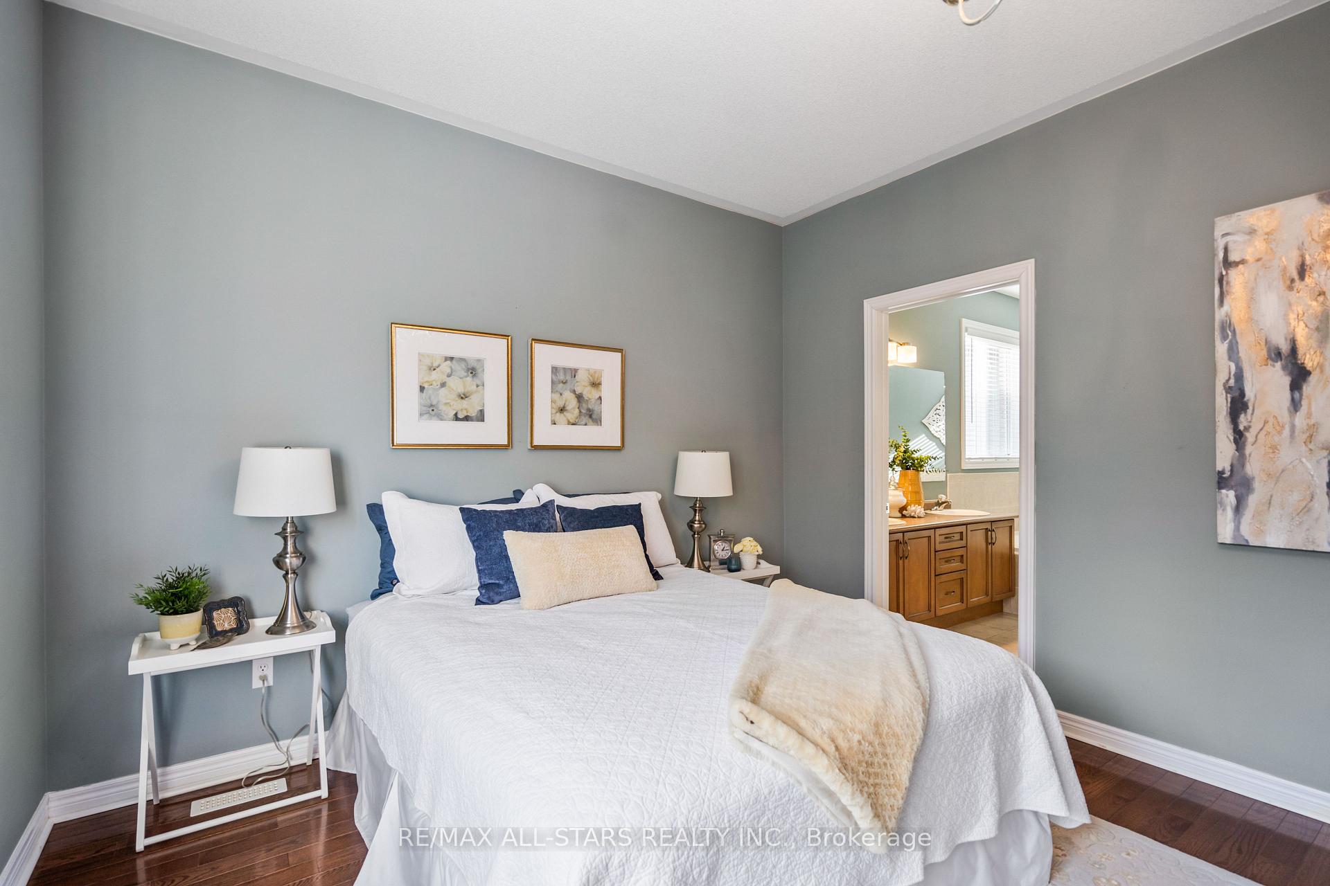 Photo 22 of 50 Oakside Drive, Uxbridge — HOMEH