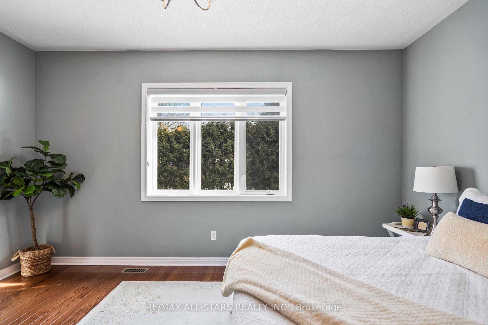 Photo 23 of 50 Oakside Drive, Uxbridge — HOMEH