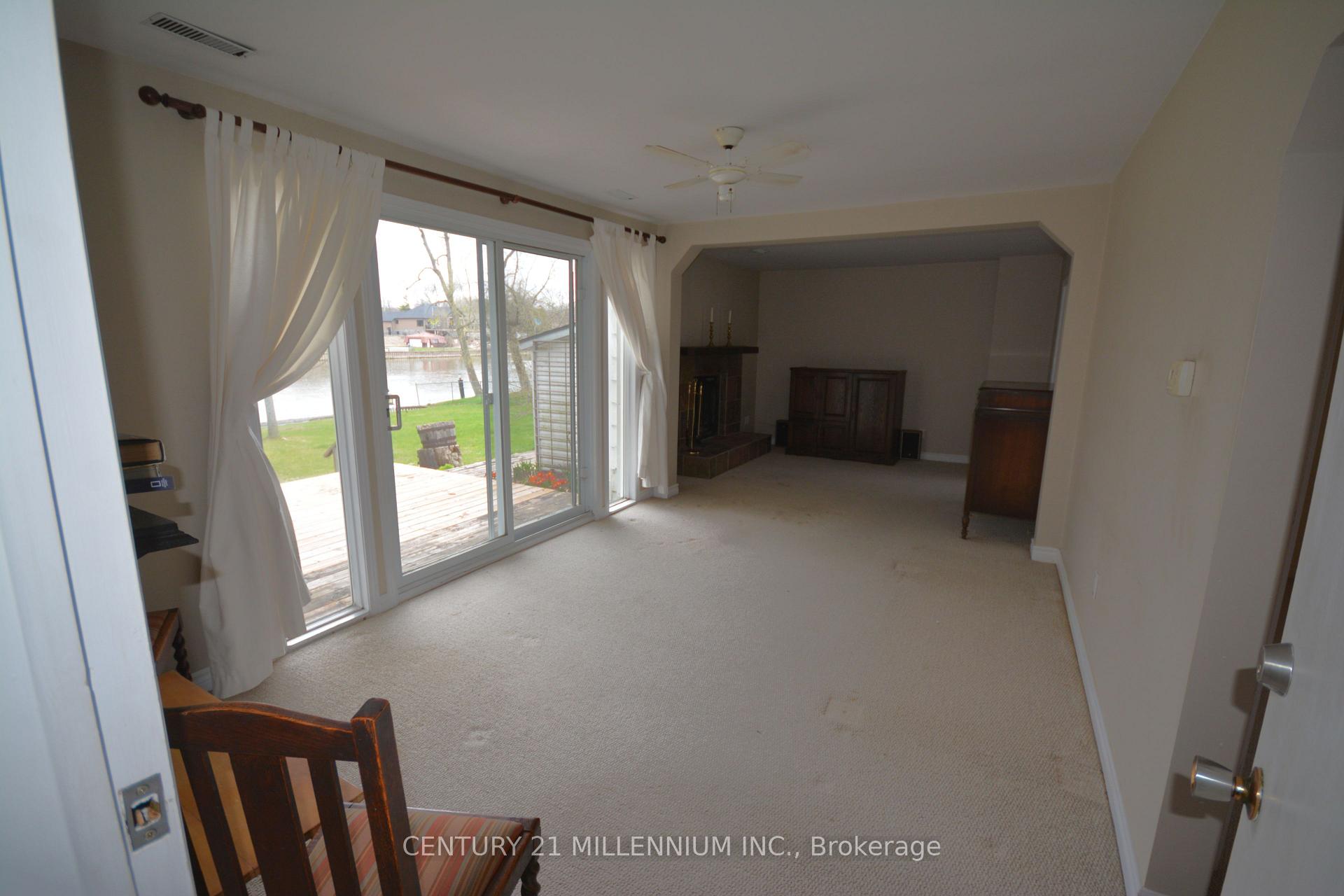 Photo 8 of 107 Old Mosley Street, Wasaga Beach — HOMEH