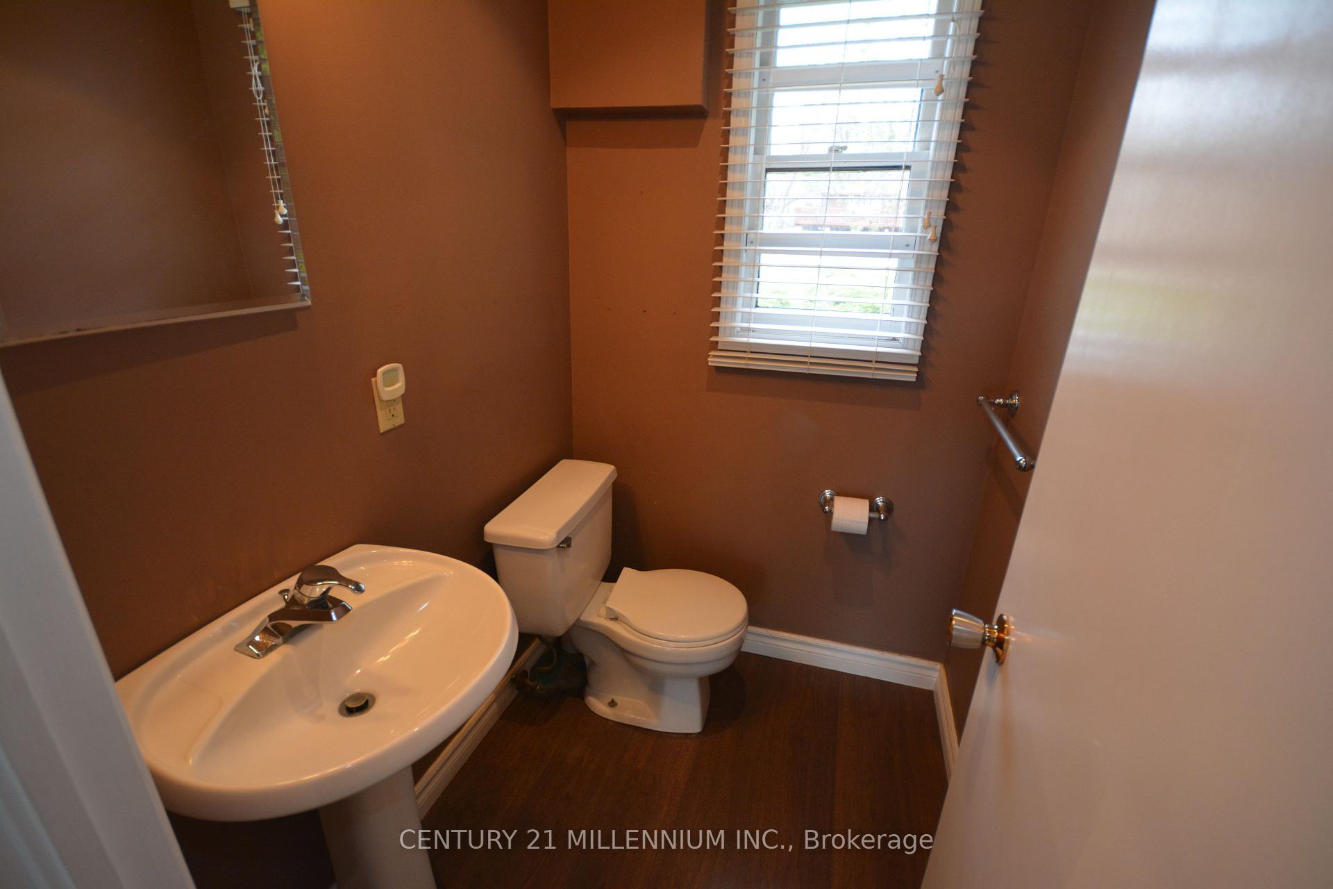 Photo 13 of 107 Old Mosley Street, Wasaga Beach — HOMEH