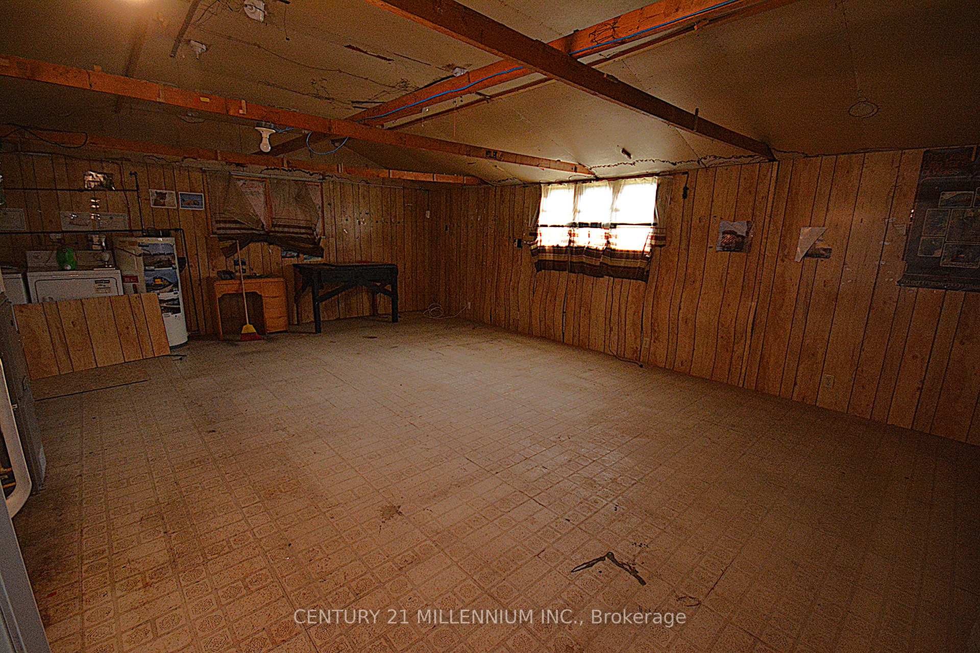 Photo 15 of 107 Old Mosley Street, Wasaga Beach — HOMEH