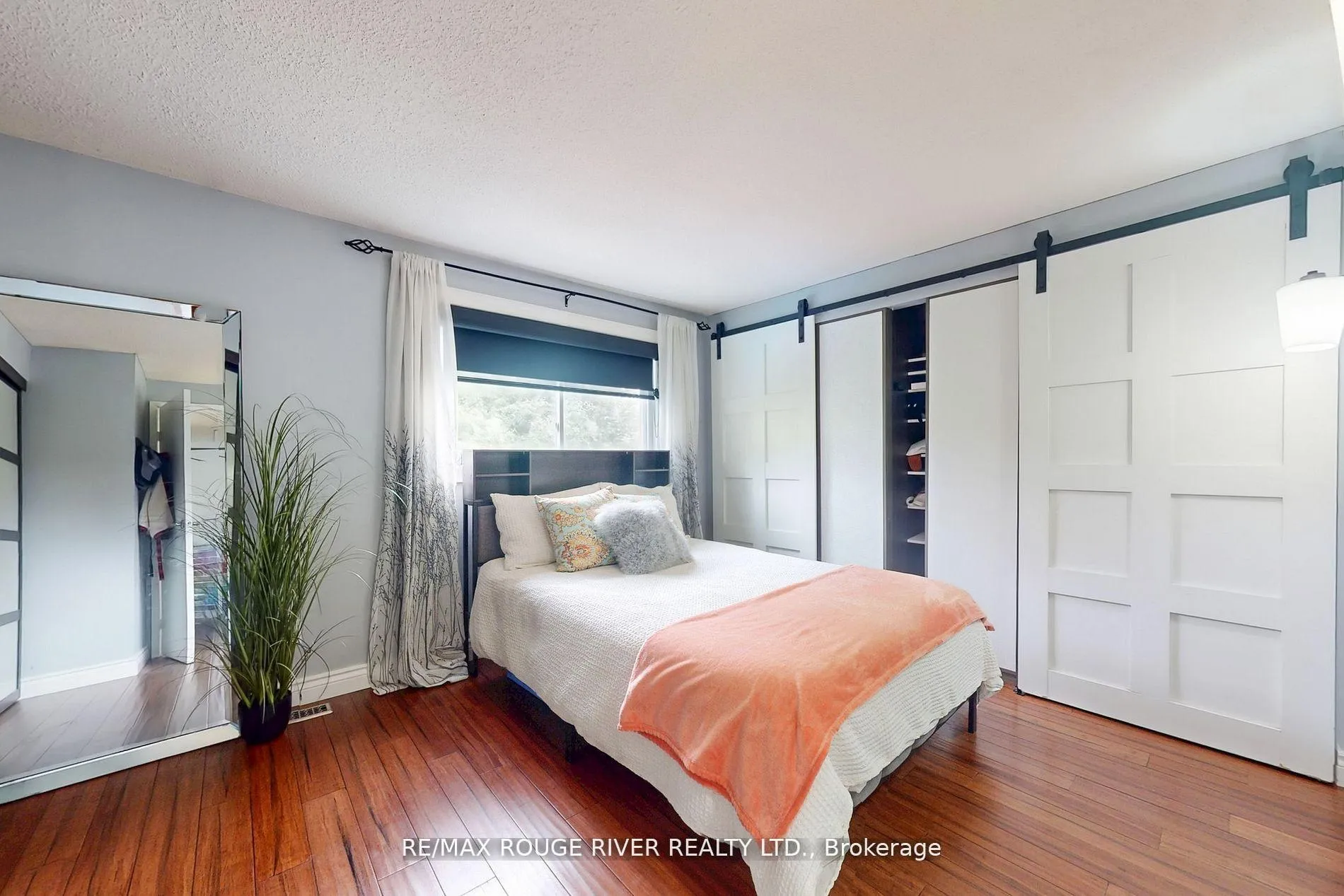 Photo 15 of 817 Finley Avenue, Ajax, South West — HOMEH