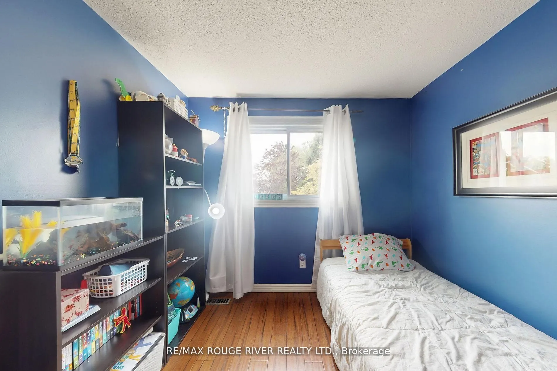 Photo 17 of 817 Finley Avenue, Ajax, South West — HOMEH