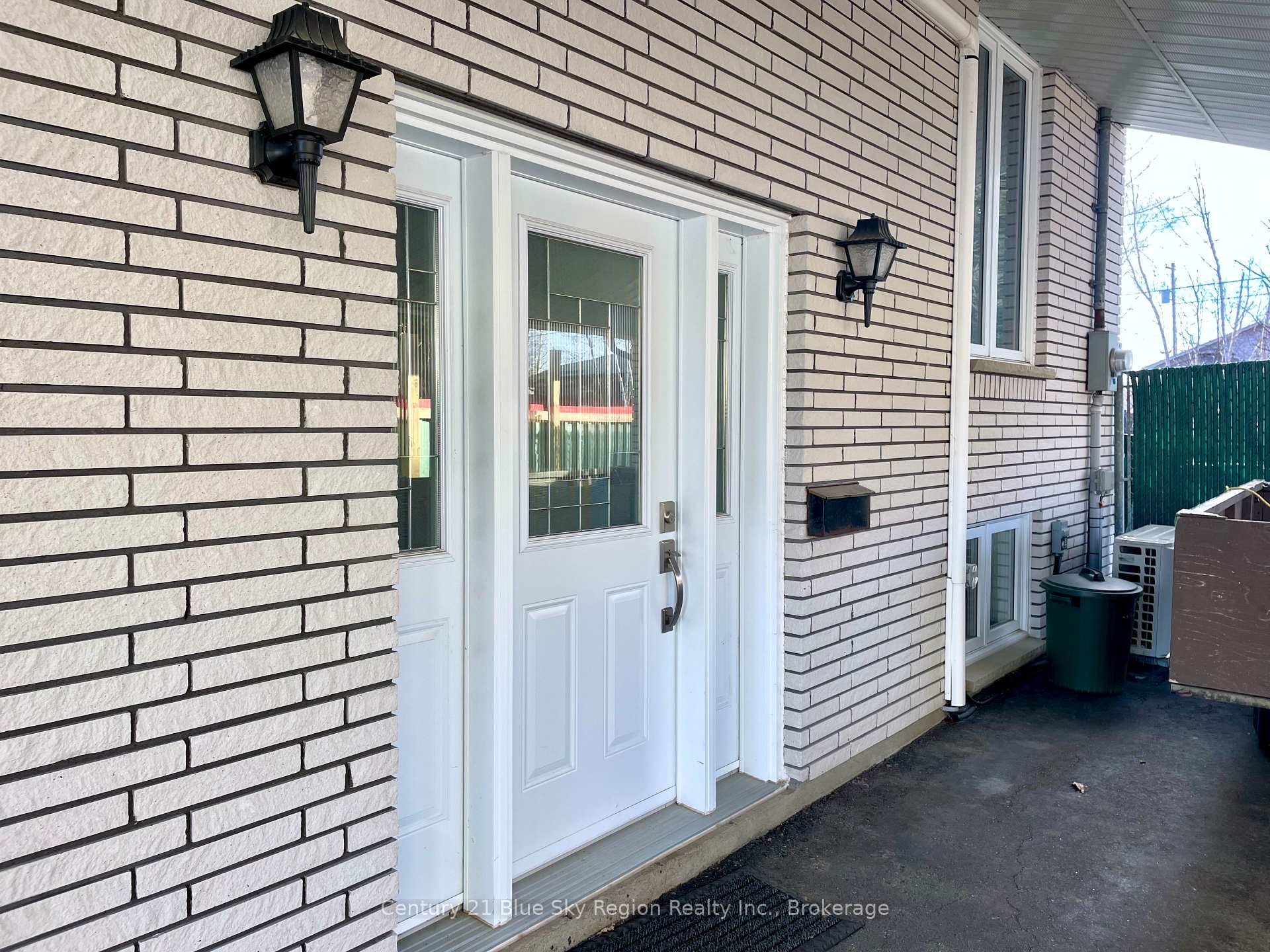 Photo 5 of 405 Mageau Street, West Nipissing, Sturgeon Falls — HOMEH