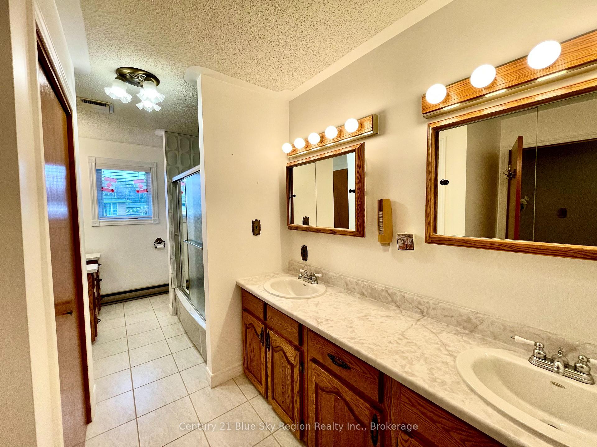 Photo 10 of 405 Mageau Street, West Nipissing, Sturgeon Falls — HOMEH
