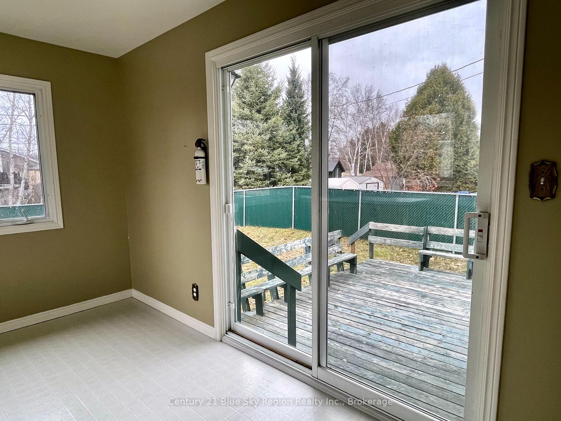 Photo 18 of 405 Mageau Street, West Nipissing, Sturgeon Falls — HOMEH