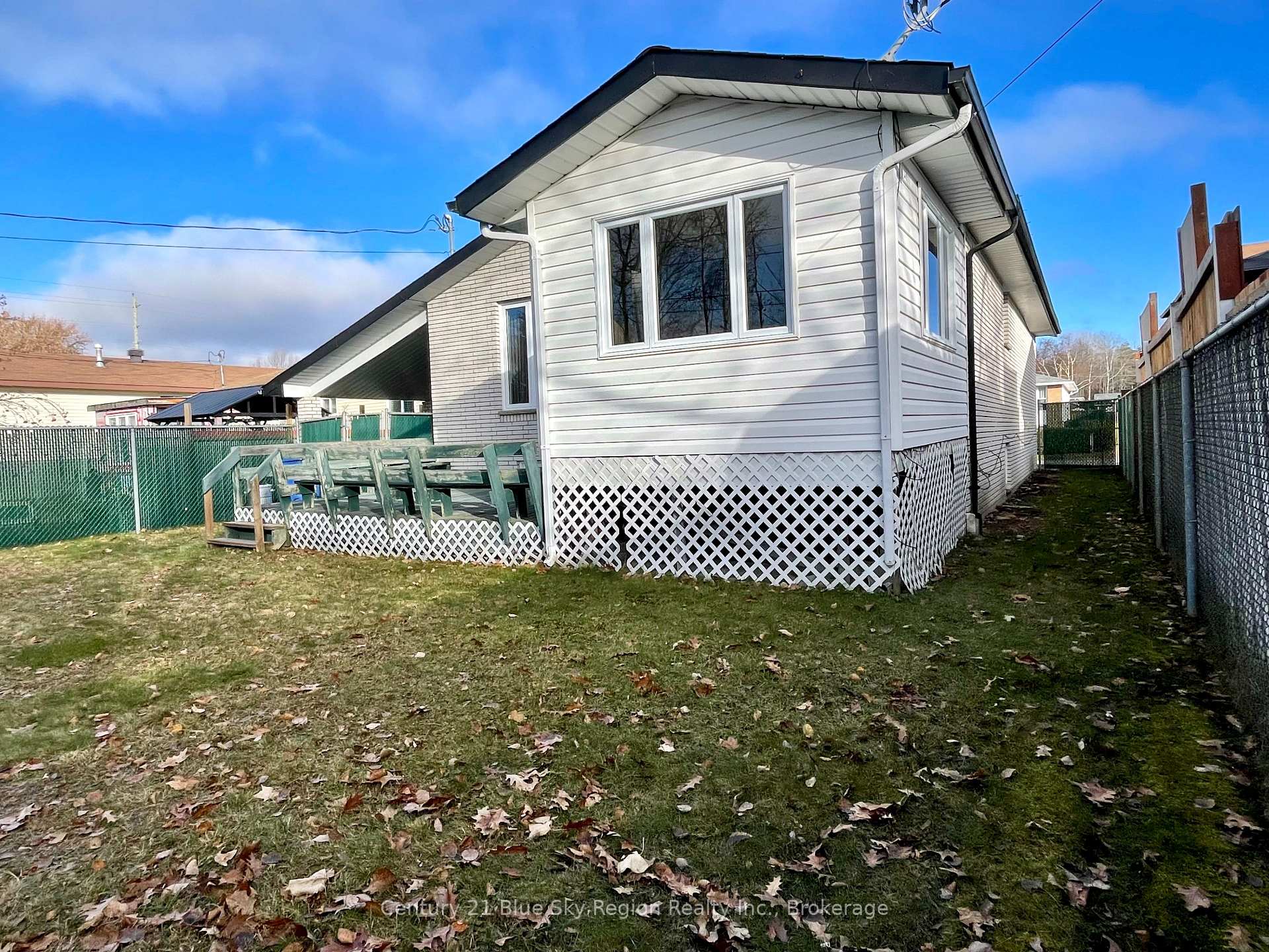 Photo 34 of 405 Mageau Street, West Nipissing, Sturgeon Falls — HOMEH