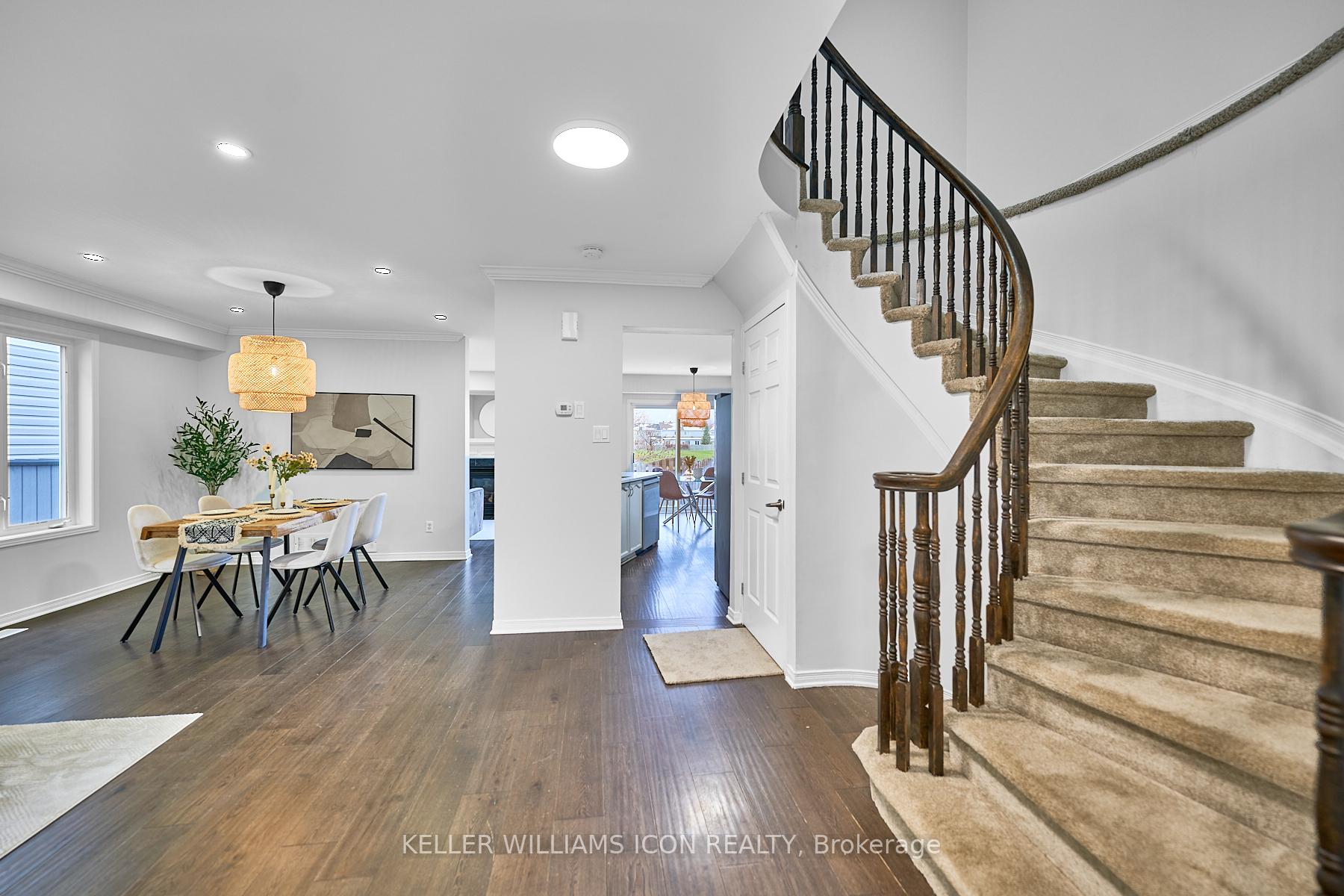 Photo 2 of 7 Gleeson Way, Ottawa, Barrhaven - Longfields — HOMEH