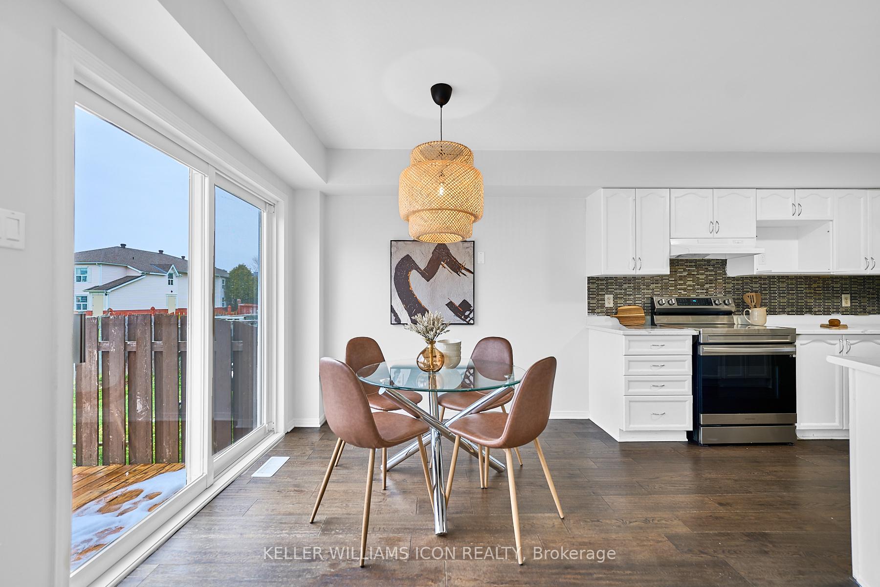 Photo 9 of 7 Gleeson Way, Ottawa, Barrhaven - Longfields — HOMEH