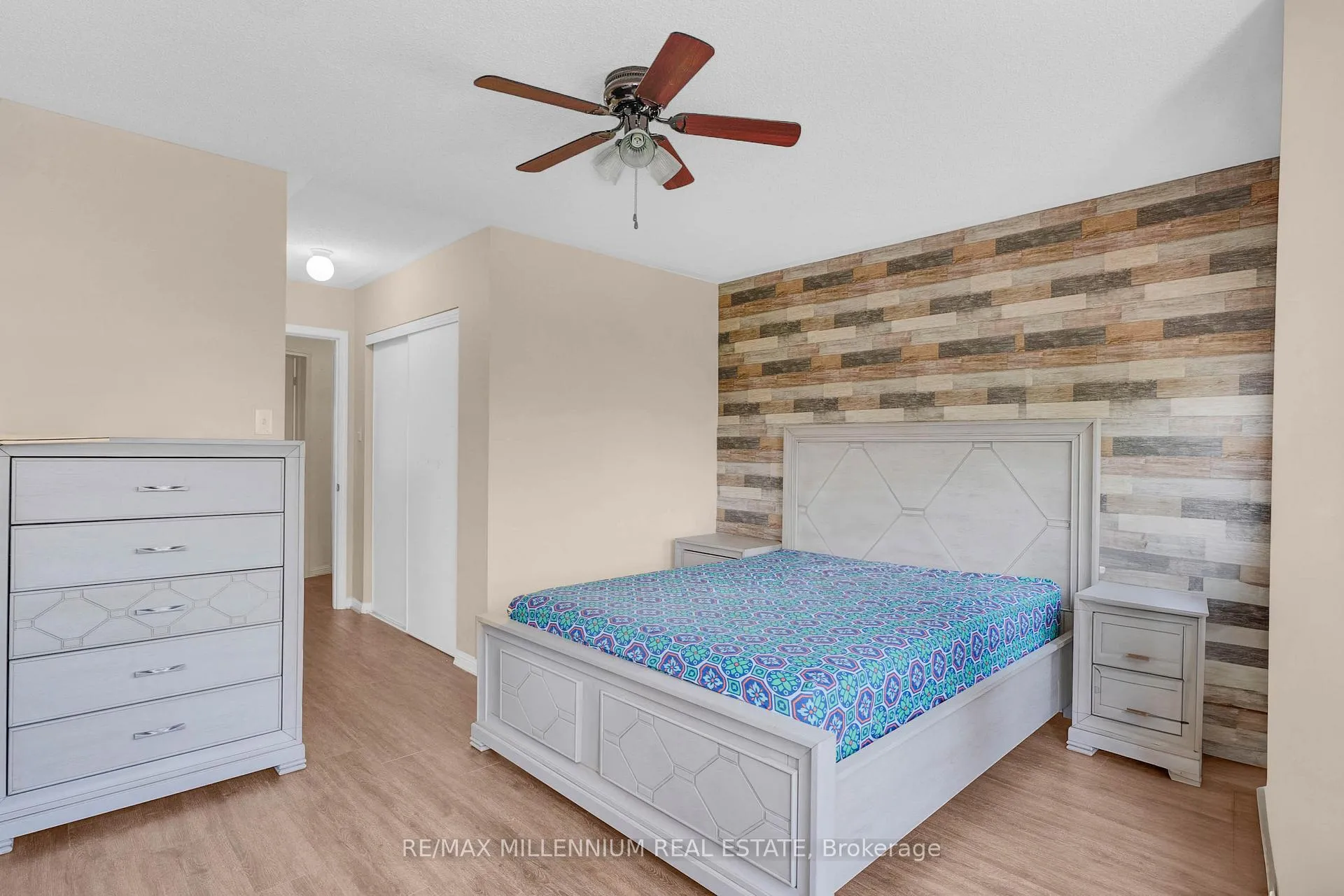 Photo 21 of 10 Mainland Crescent E, Vaughan, Vellore Village — HOMEH