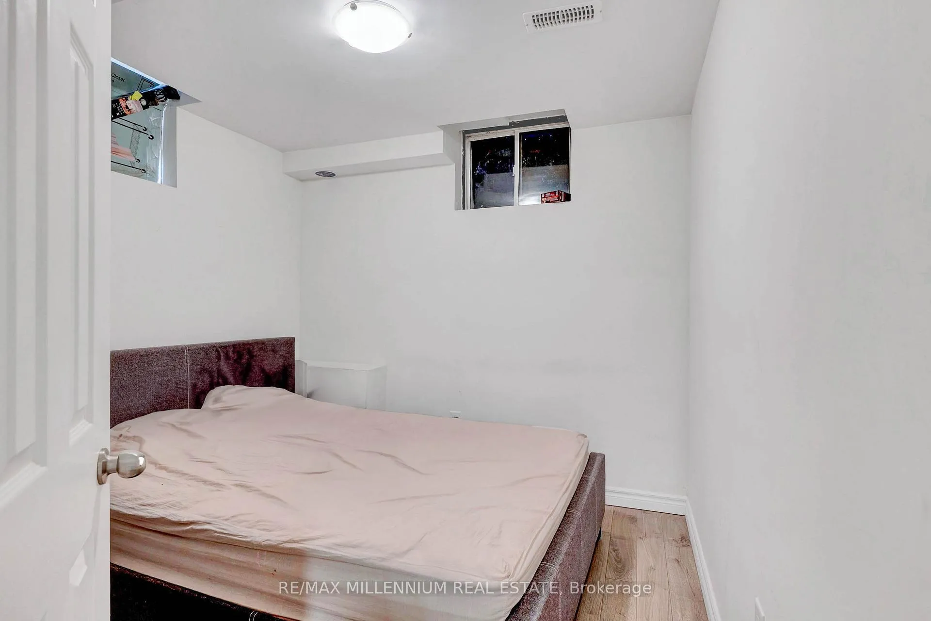 Photo 32 of 10 Mainland Crescent E, Vaughan, Vellore Village — HOMEH