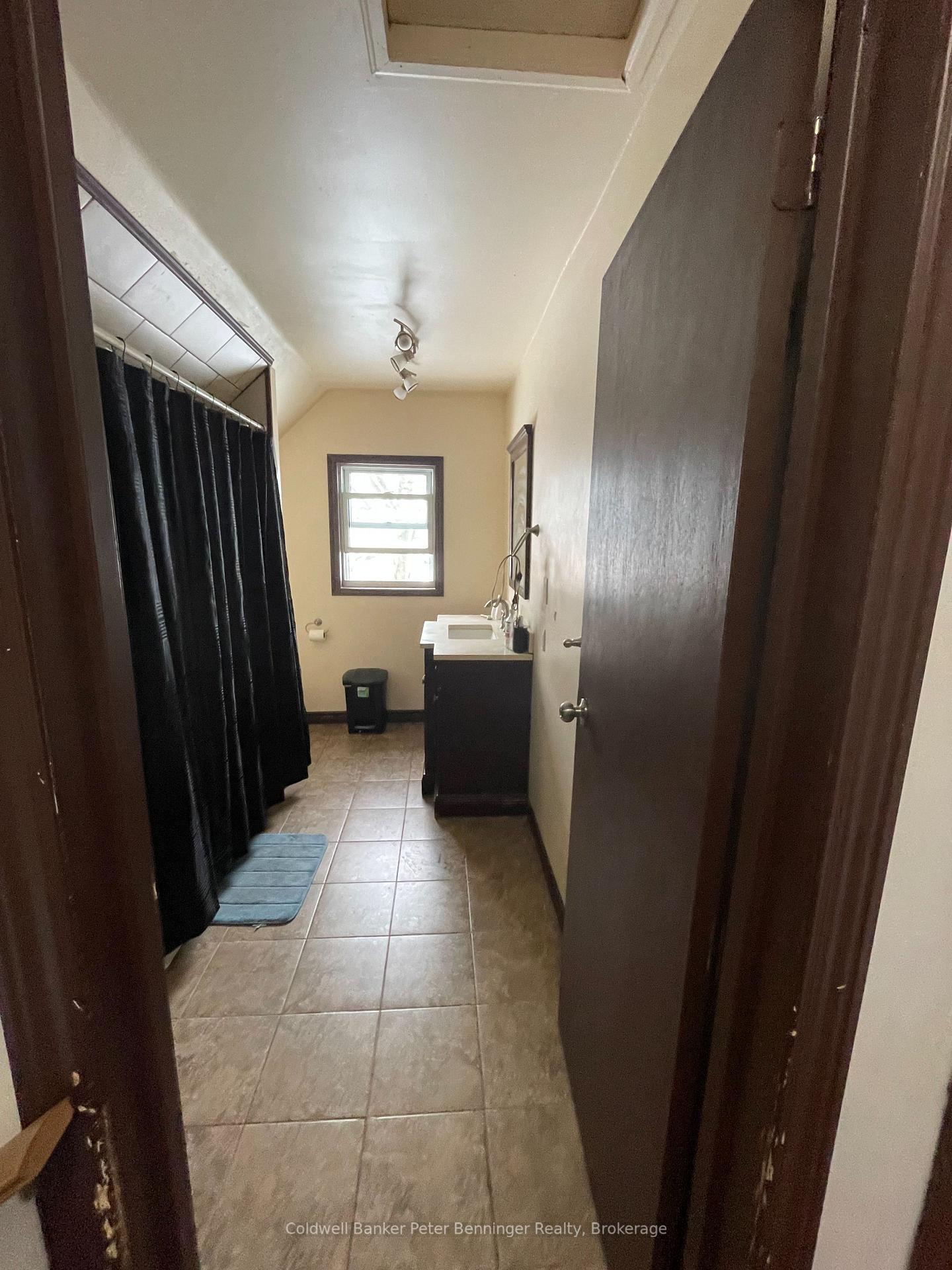 Photo 21 of 237 Victoria Street S, Arran-Elderslie — HOMEH