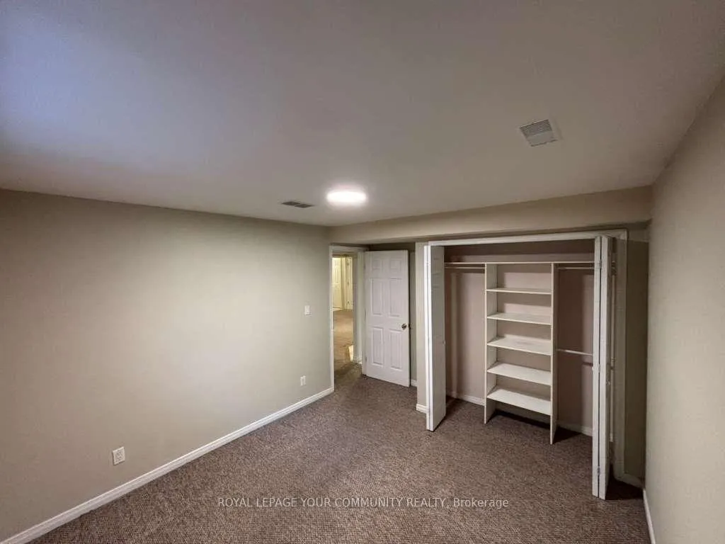 Photo 4 of Unit #Basement, 27 Michael Court, Vaughan, Crestwood-Springfarm-Yorkhill — HOMEH