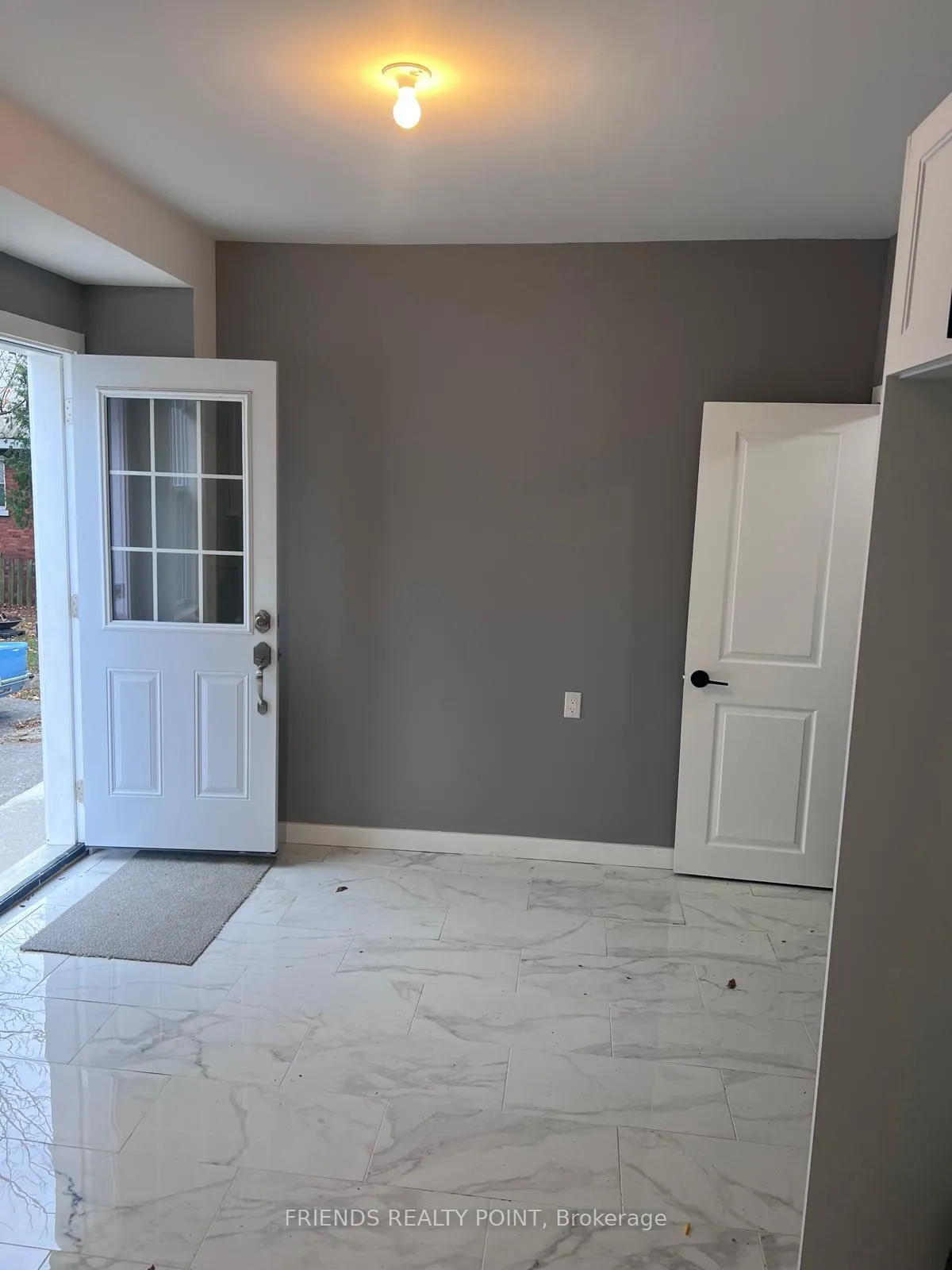 Front of Unit 1, 101 Coldwater Road W
