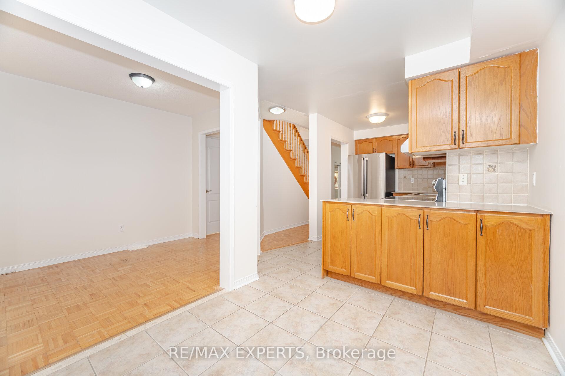 Photo 13 of 9 Marathon Avenue, Vaughan, Patterson — HOMEH