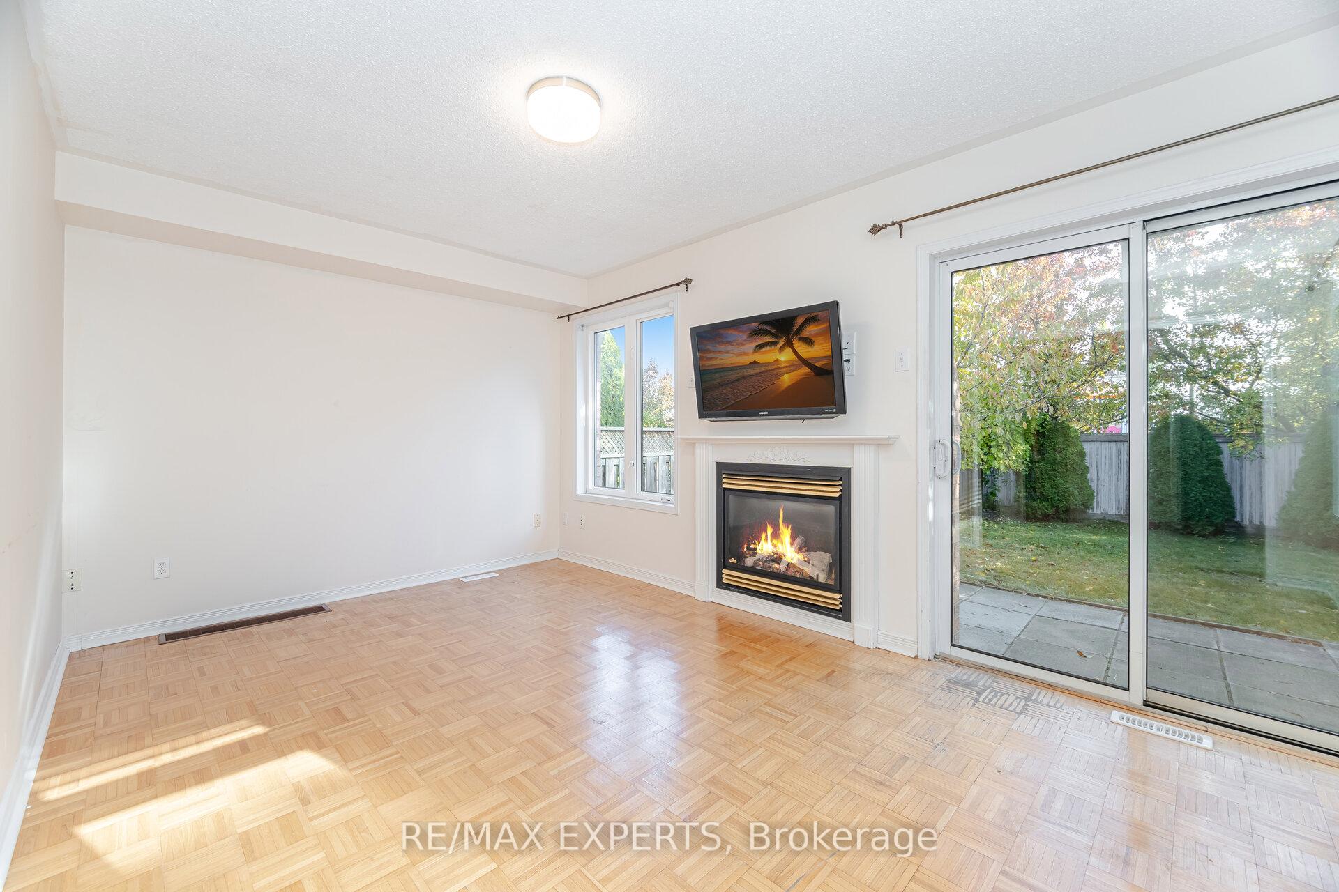 Photo 16 of 9 Marathon Avenue, Vaughan, Patterson — HOMEH
