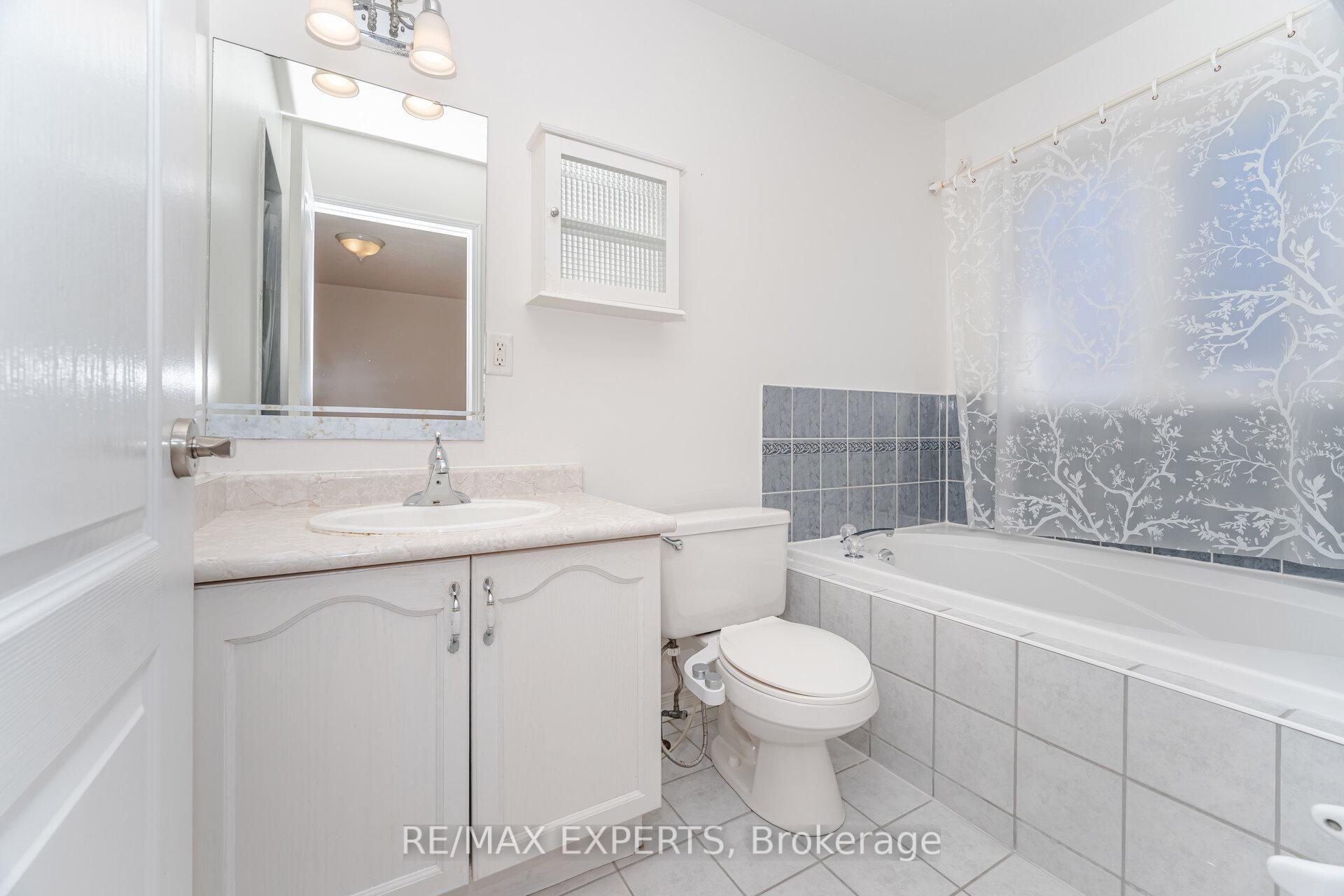 Photo 25 of 9 Marathon Avenue, Vaughan, Patterson — HOMEH
