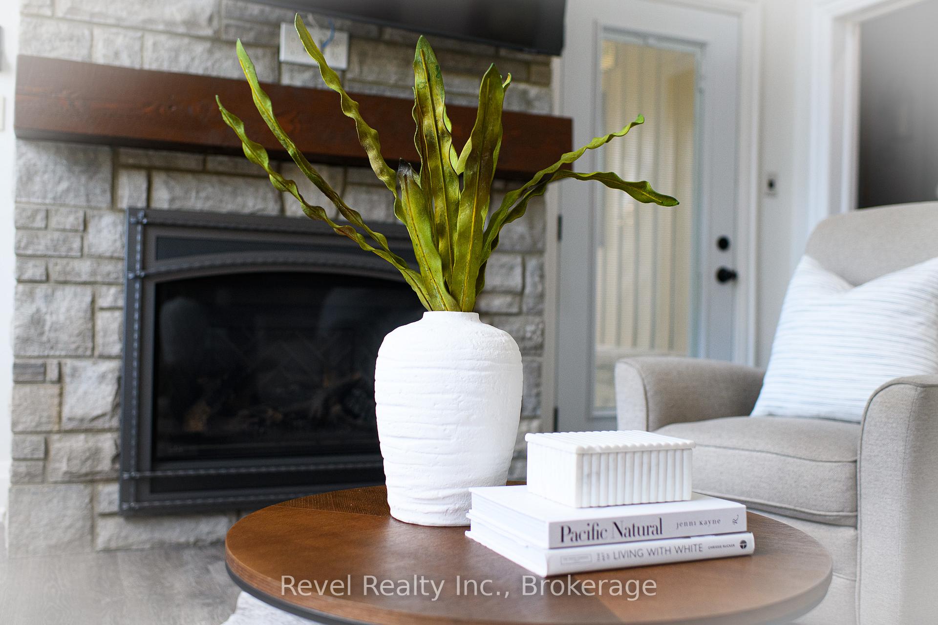 Photo 16 of 2165 Shore Lane, Wasaga Beach — HOMEH