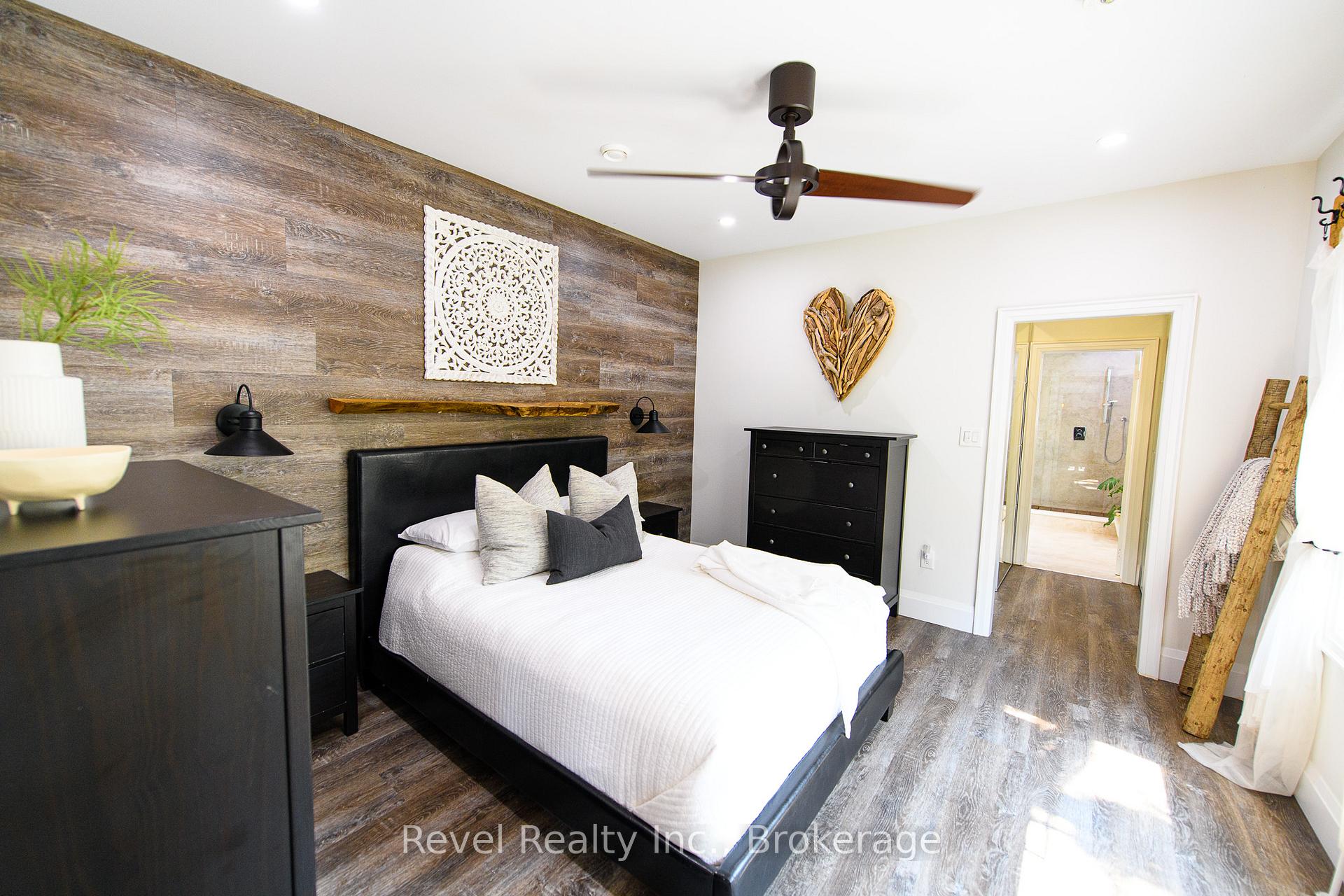 Photo 20 of 2165 Shore Lane, Wasaga Beach — HOMEH