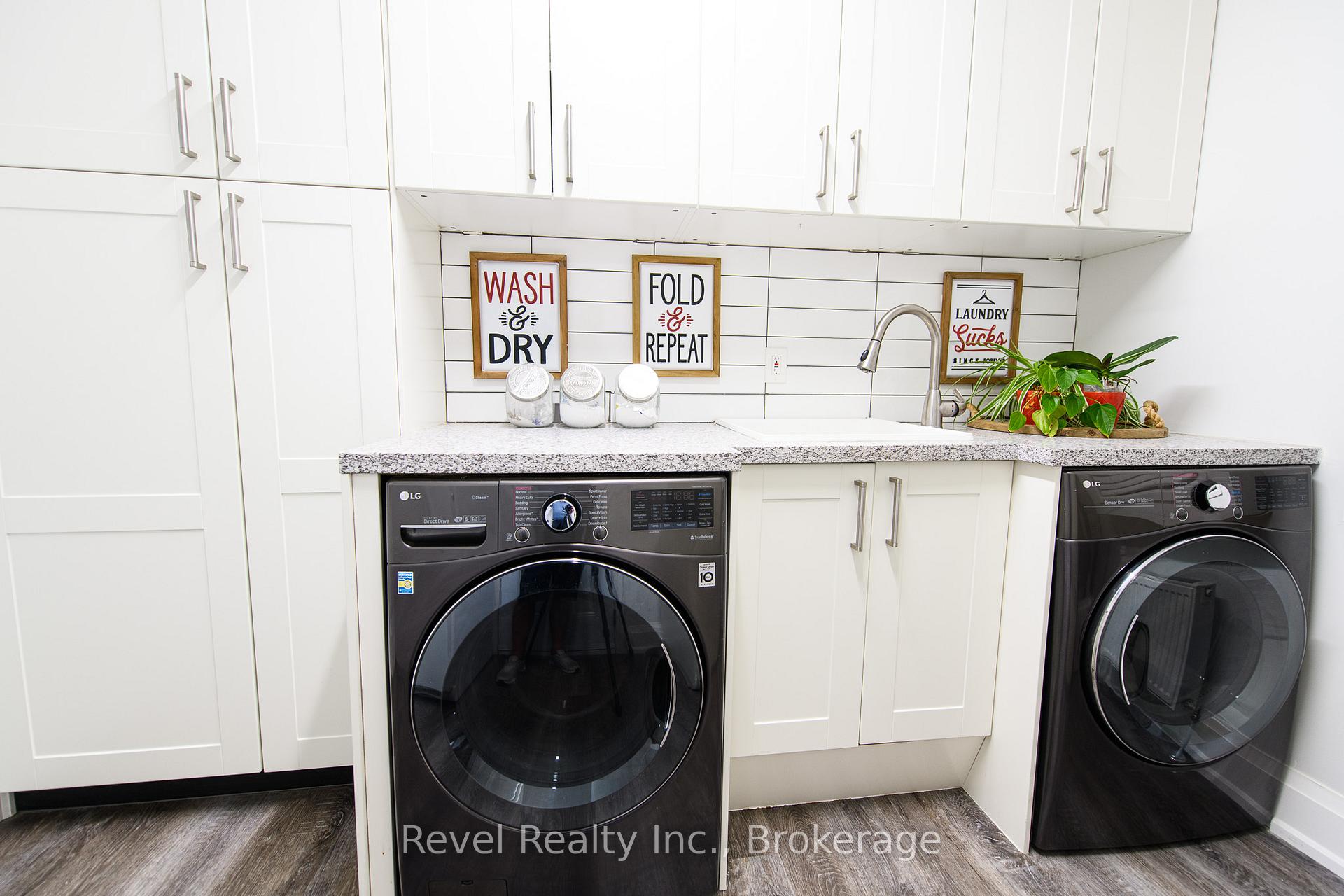 Photo 30 of 2165 Shore Lane, Wasaga Beach — HOMEH