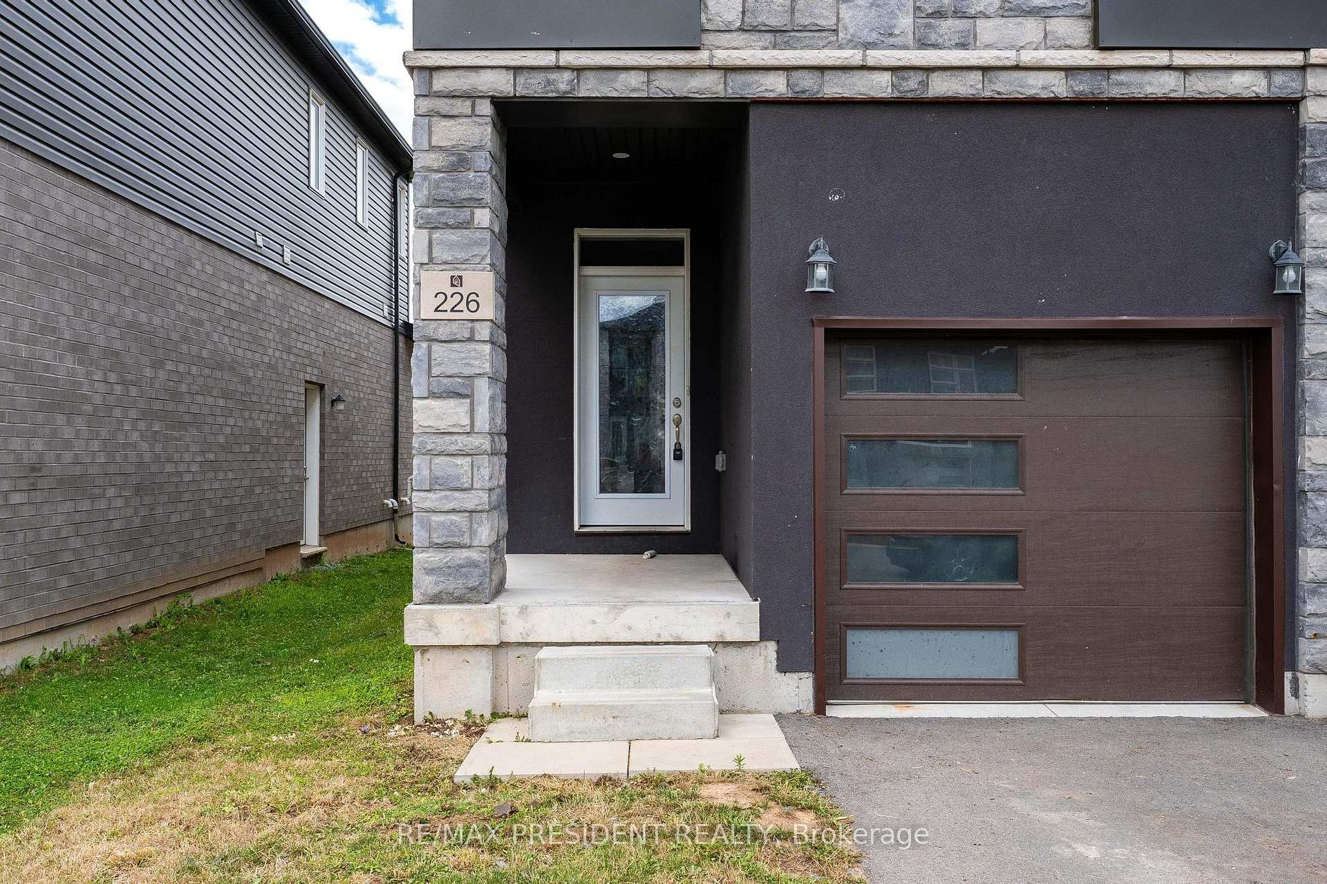 Photo 4 of 226 Louise Street, Welland, Lincoln/Crowland — HOMEH
