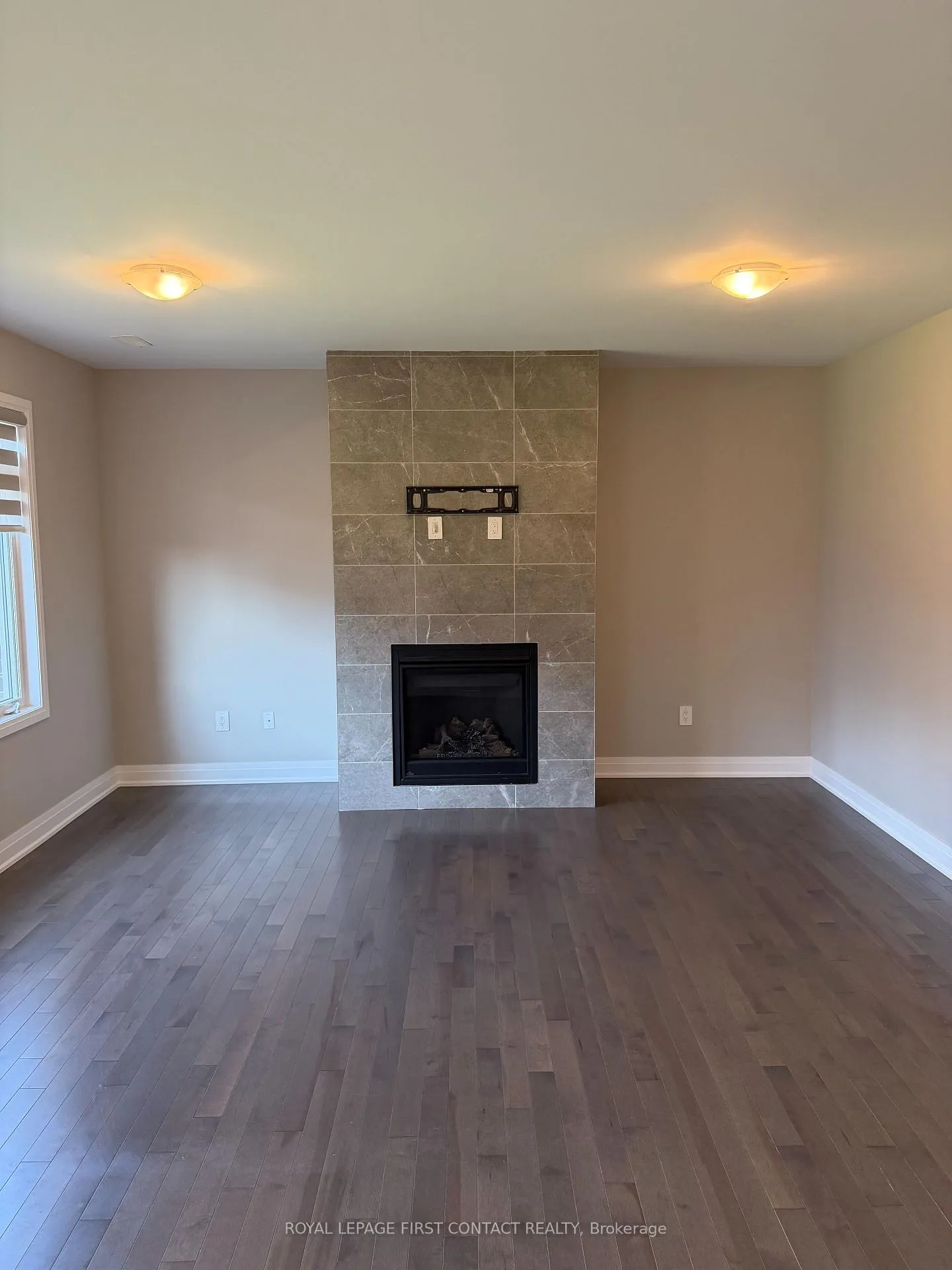 Photo 6 of Unit Upper, 25 Paddington Grove, Barrie, Rural Barrie Southwest — HOMEH
