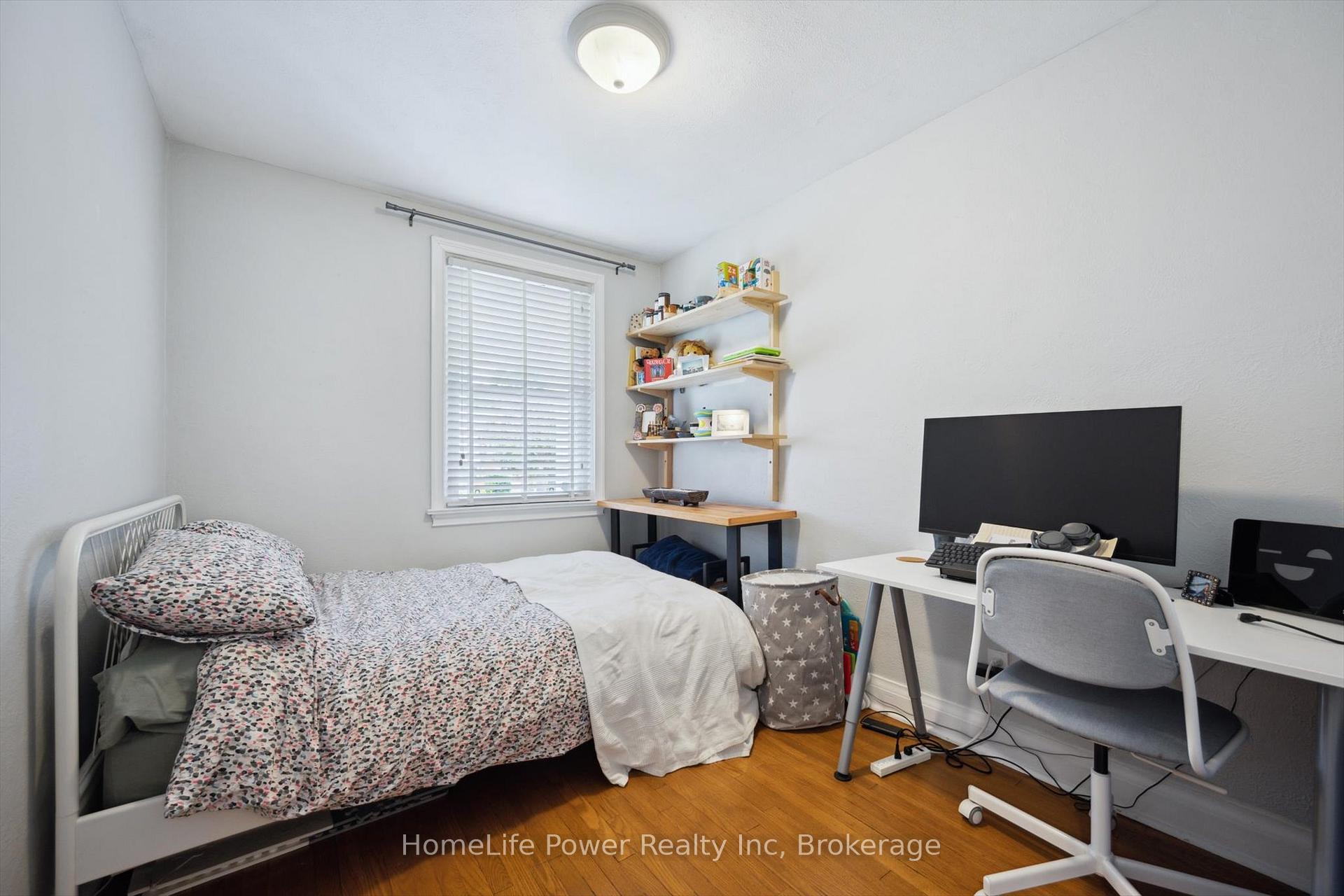 Photo 13 of 186 Bridgeport Road E, Waterloo — HOMEH