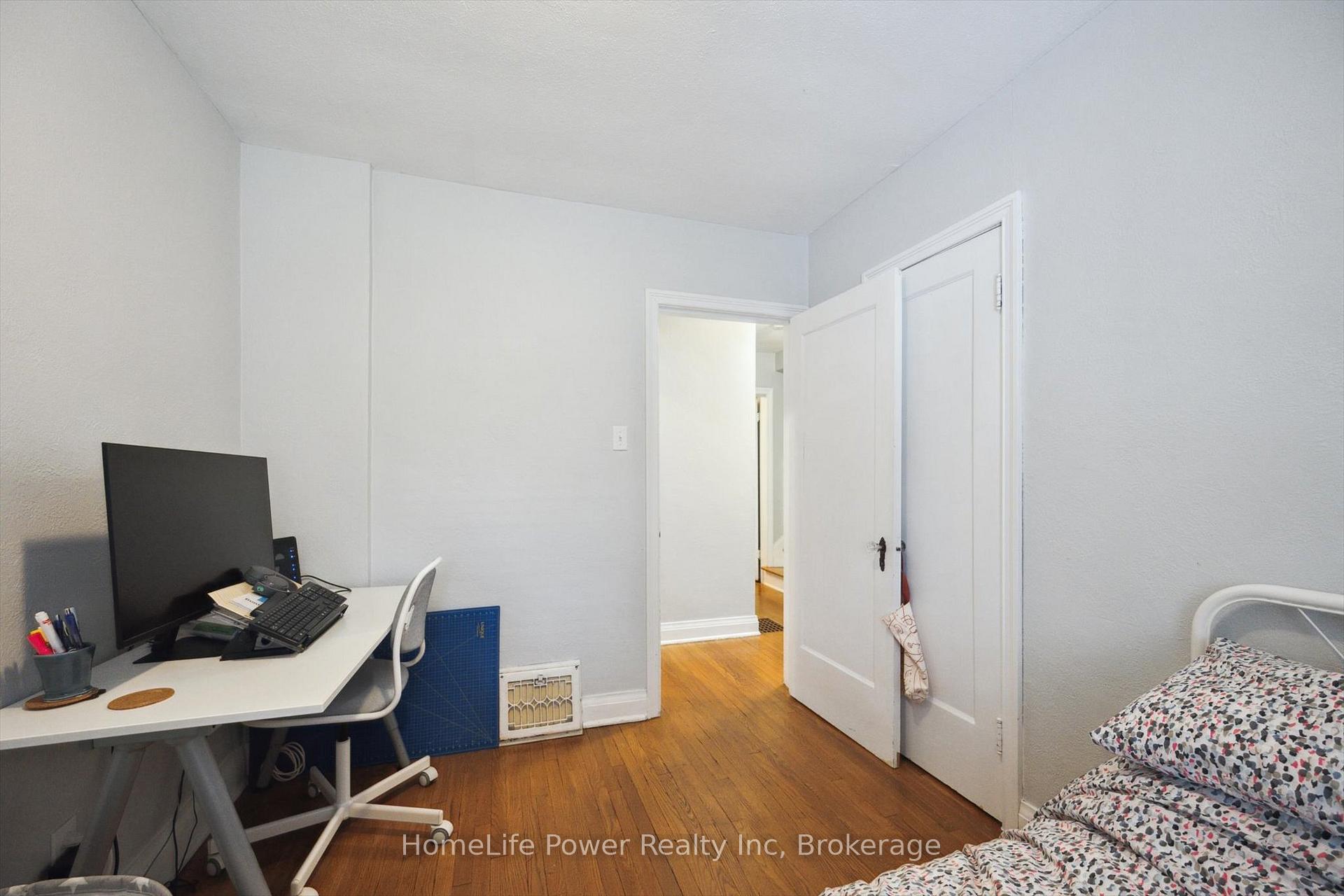 Photo 14 of 186 Bridgeport Road E, Waterloo — HOMEH