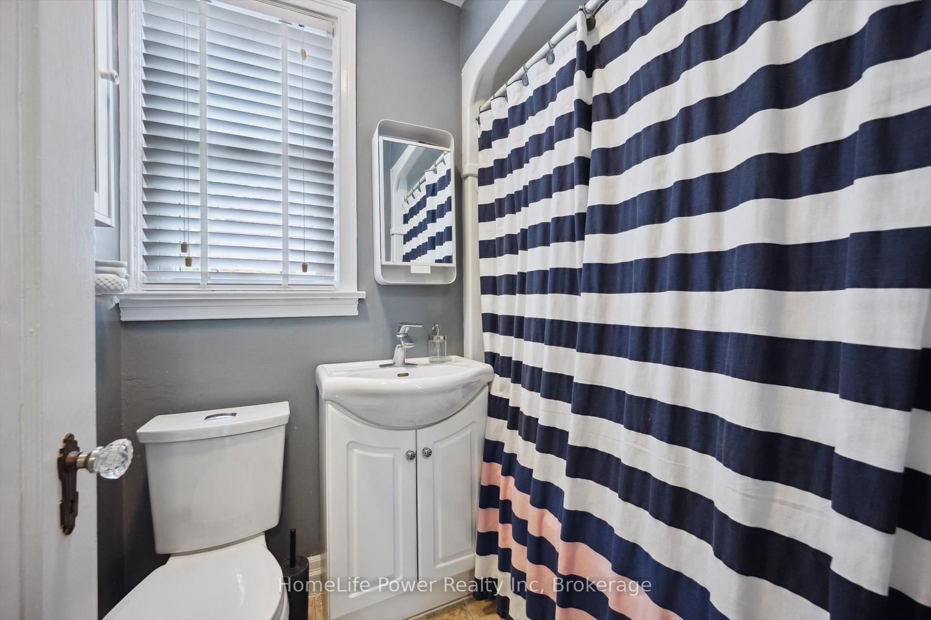 Photo 17 of 186 Bridgeport Road E, Waterloo — HOMEH