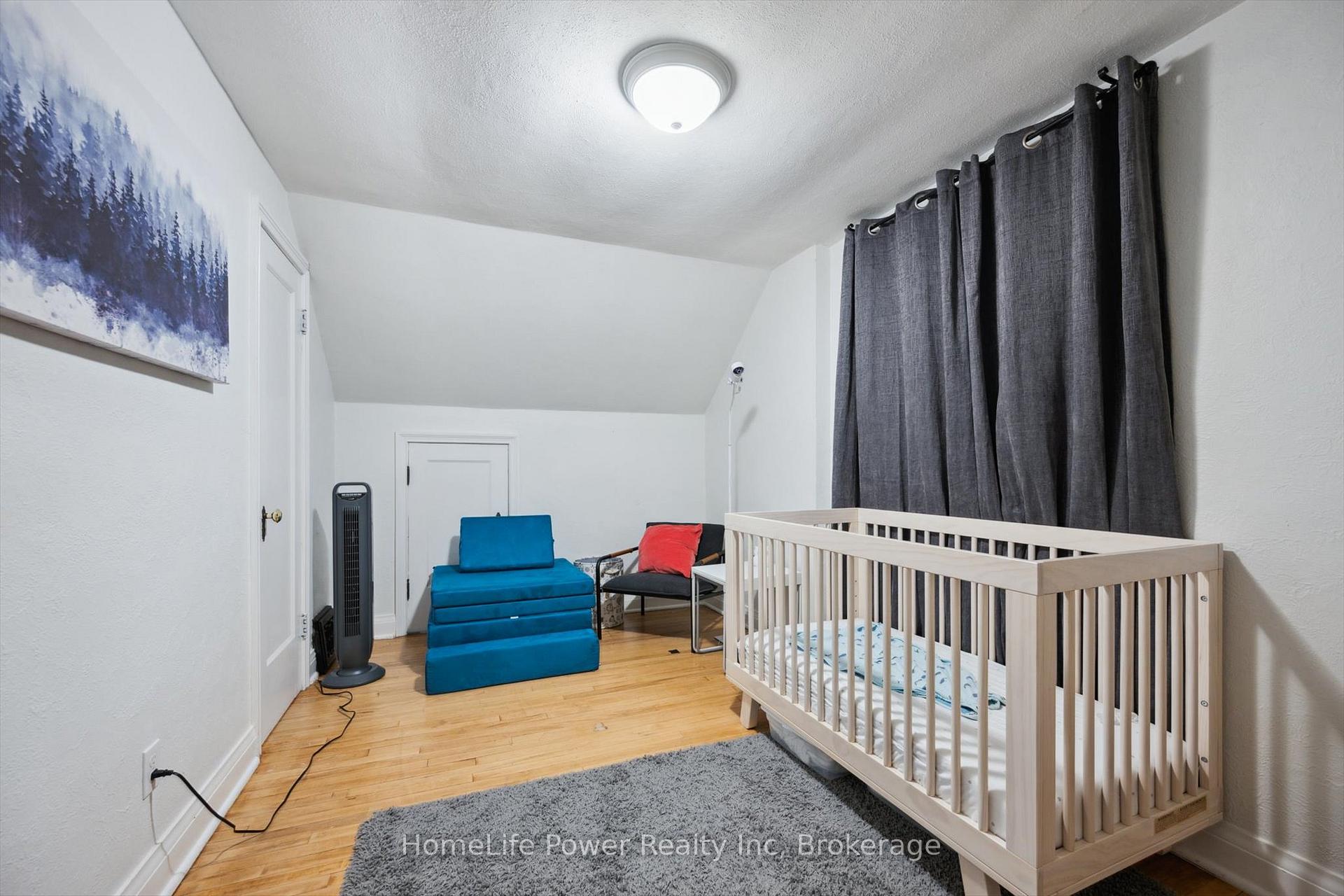 Photo 20 of 186 Bridgeport Road E, Waterloo — HOMEH