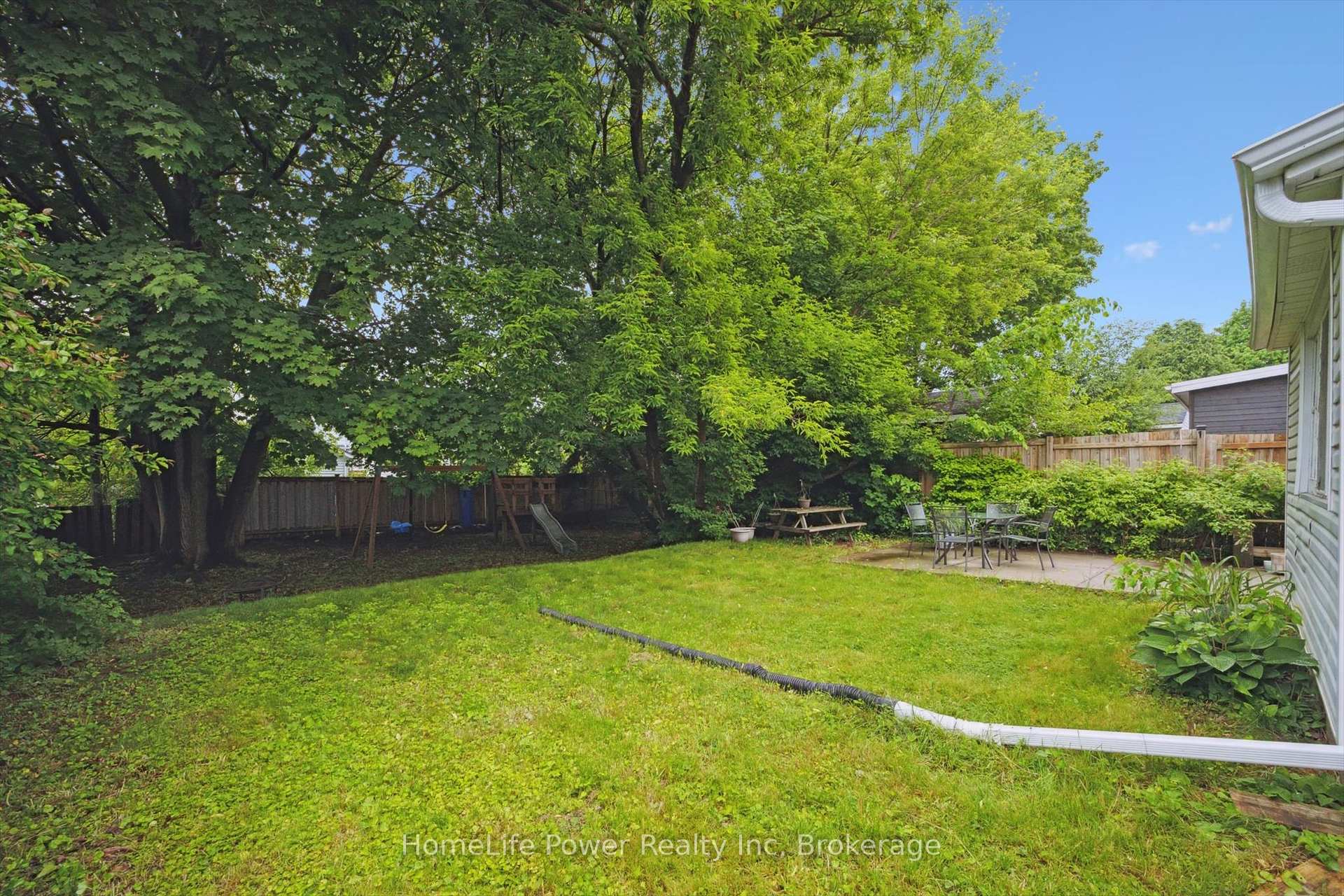 Photo 29 of 186 Bridgeport Road E, Waterloo — HOMEH