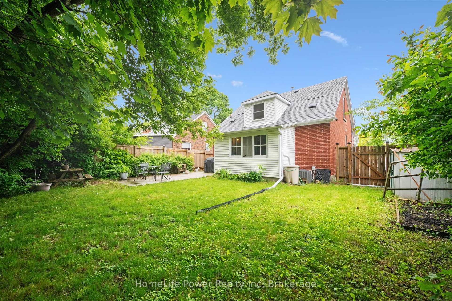 Photo 32 of 186 Bridgeport Road E, Waterloo — HOMEH