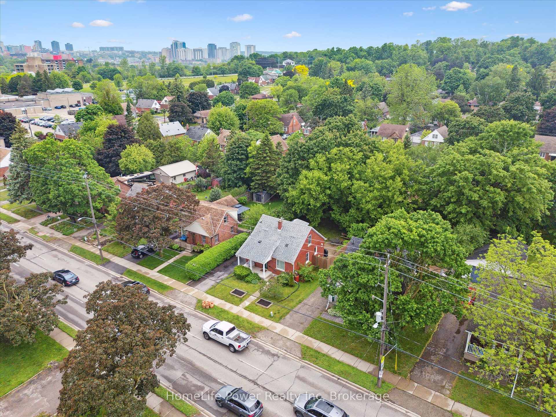 Photo 33 of 186 Bridgeport Road E, Waterloo — HOMEH