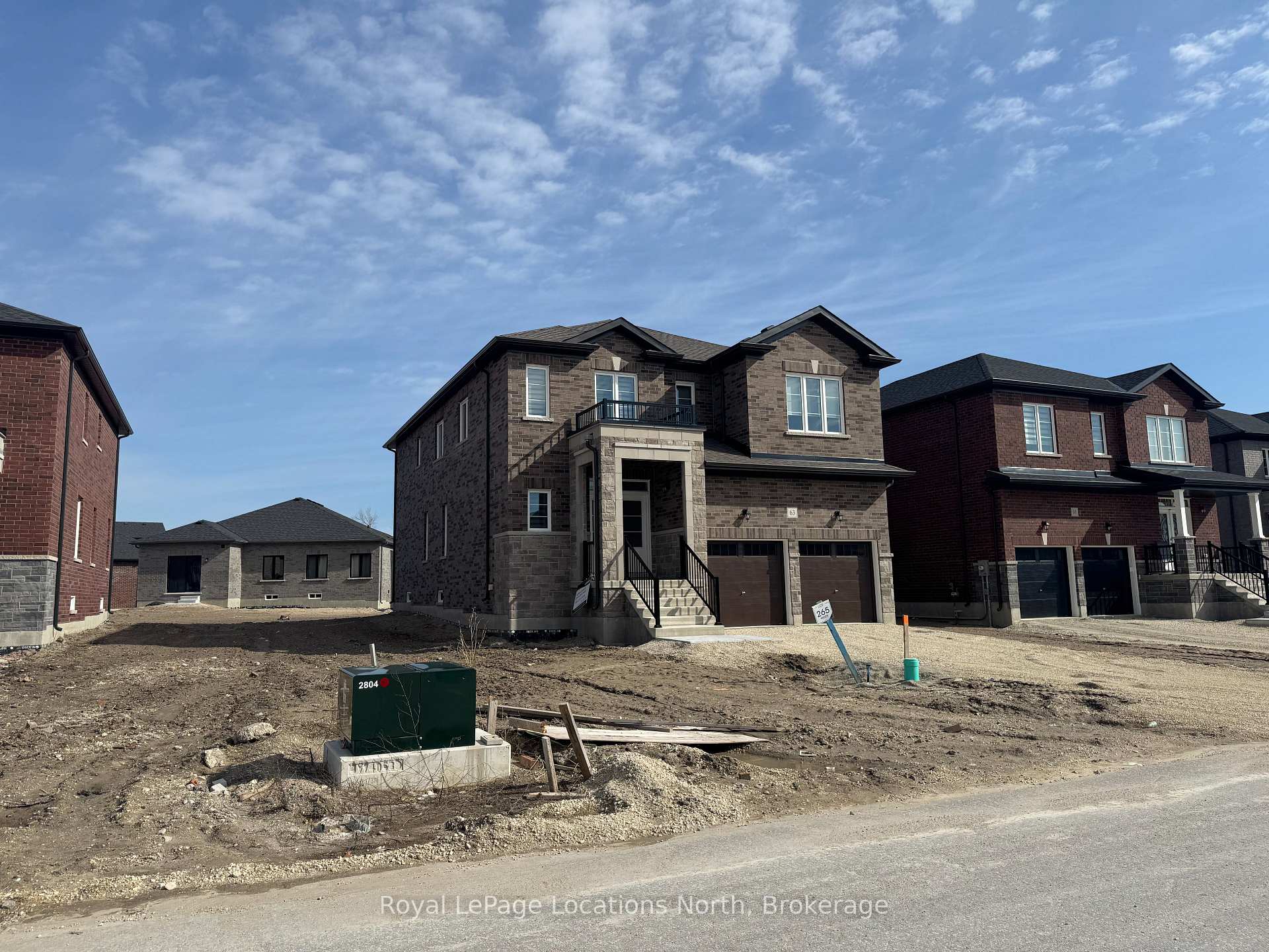 Photo 2 of 63 Amber Drive, Wasaga Beach — HOMEH