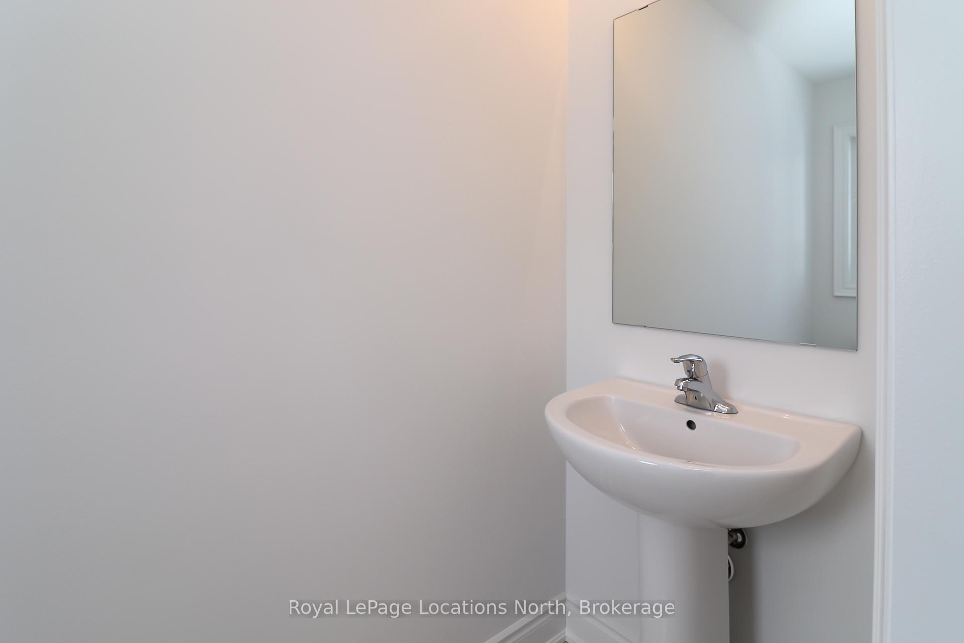 Photo 19 of 63 Amber Drive, Wasaga Beach — HOMEH