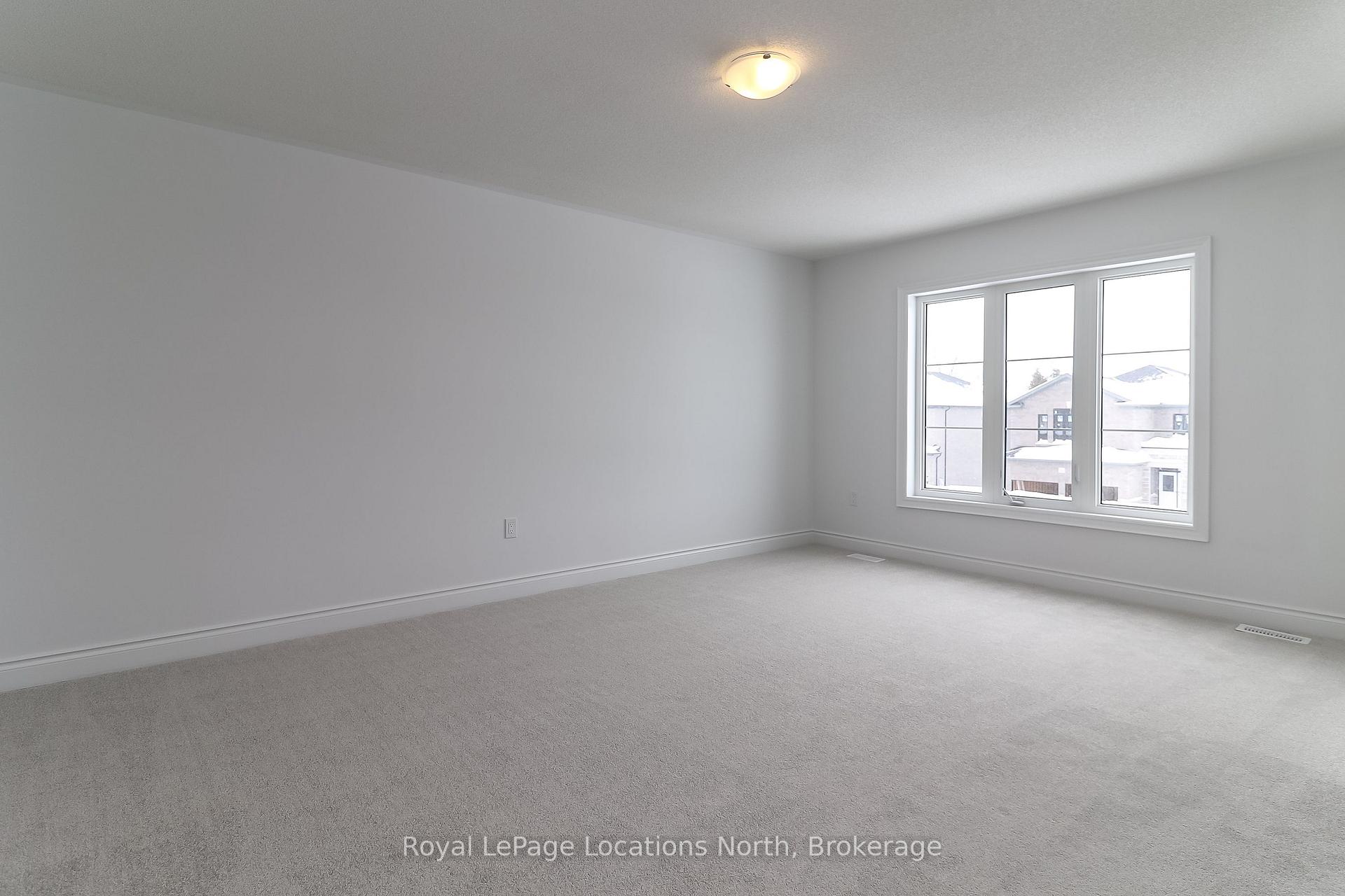 Photo 23 of 63 Amber Drive, Wasaga Beach — HOMEH