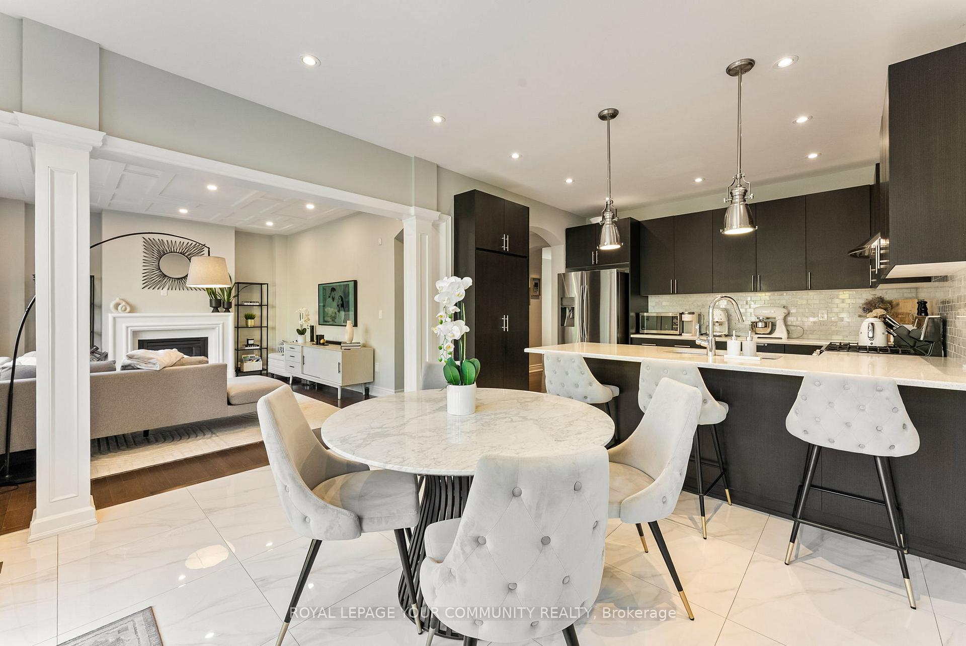 Photo 12 of 39 Rivoli Drive, Vaughan, Vellore Village — HOMEH