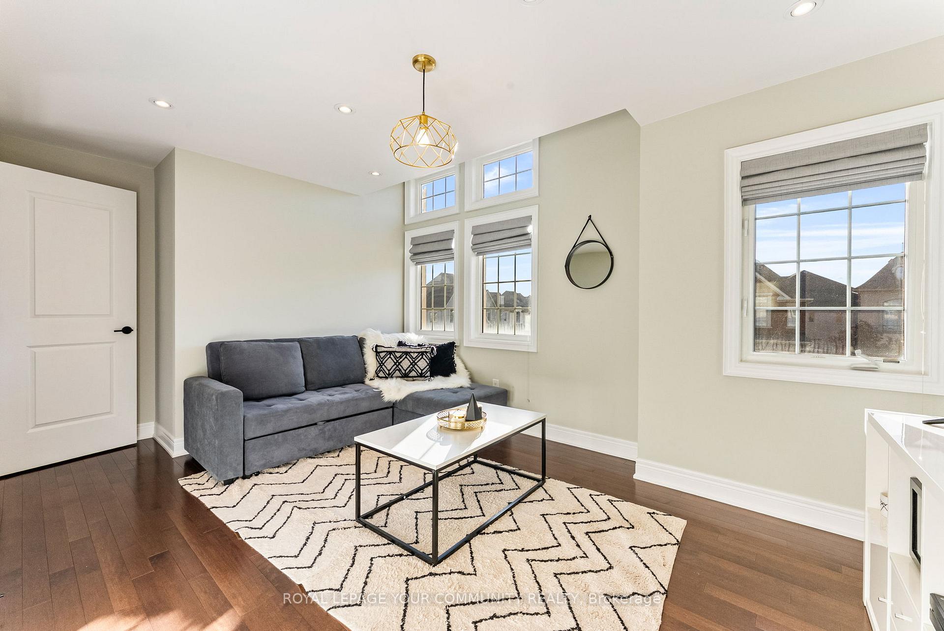 Photo 23 of 39 Rivoli Drive, Vaughan, Vellore Village — HOMEH