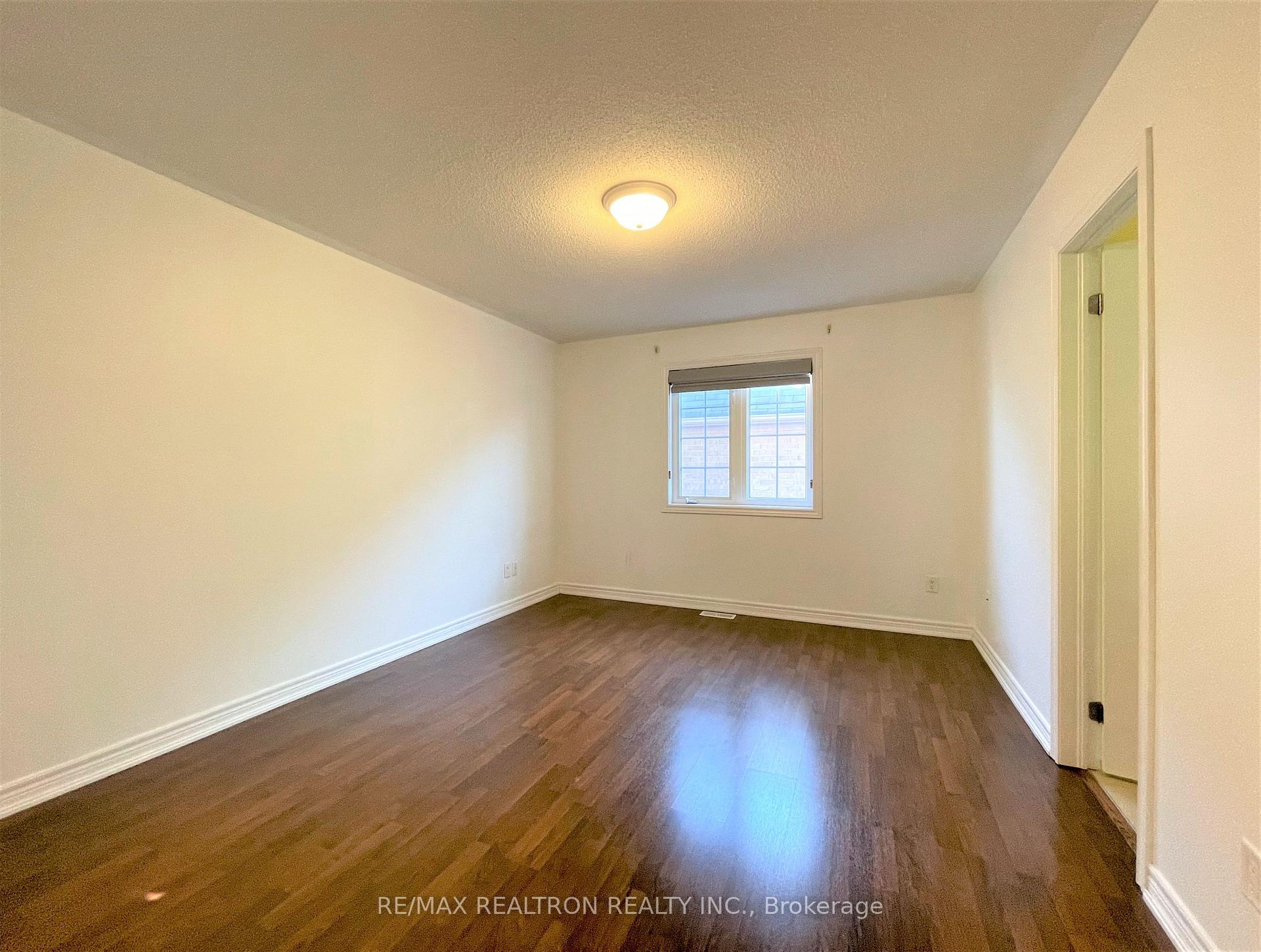 Photo 24 of 205 Vanda Drive, Vaughan, Patterson — HOMEH