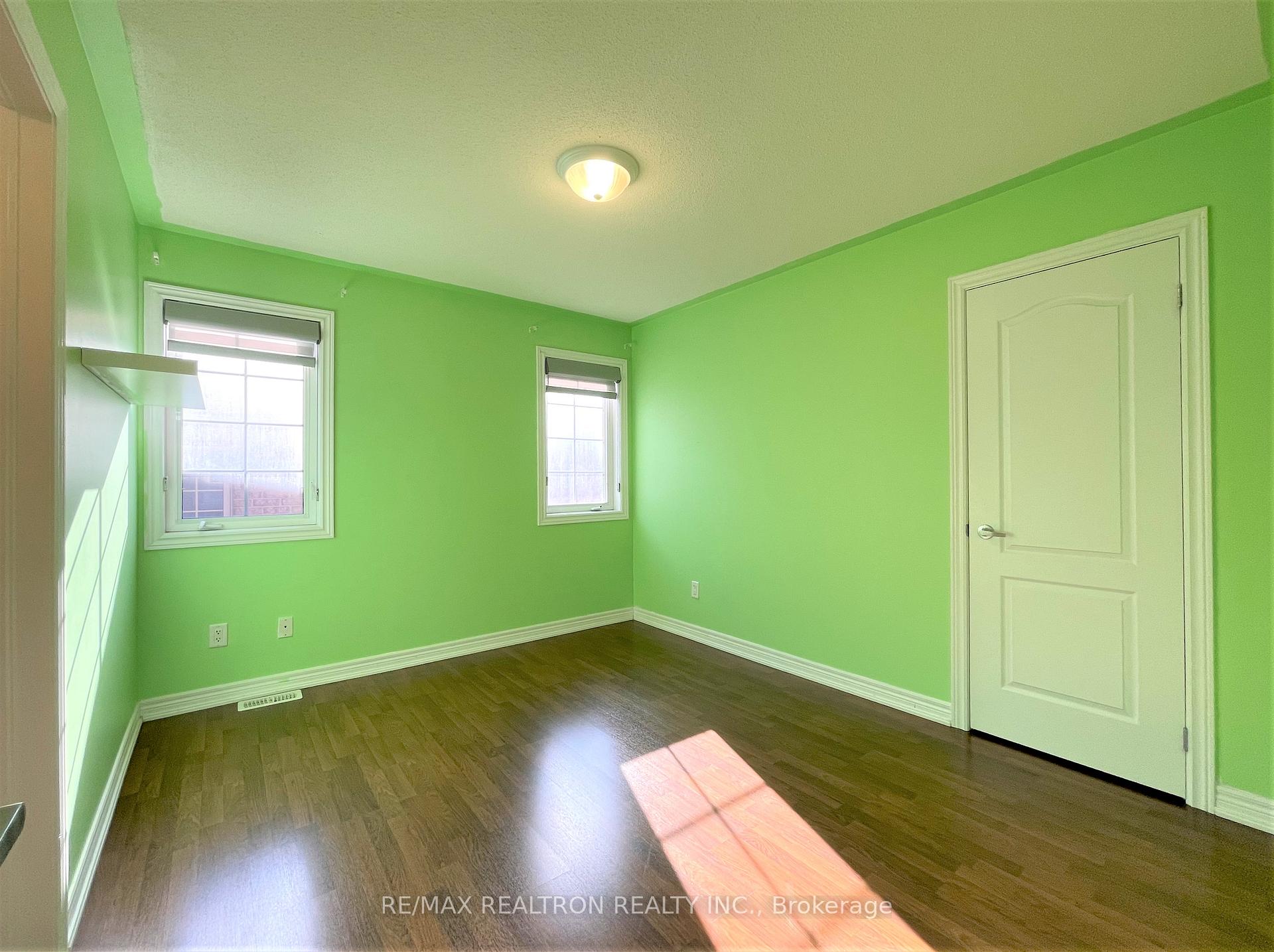 Photo 28 of 205 Vanda Drive, Vaughan, Patterson — HOMEH
