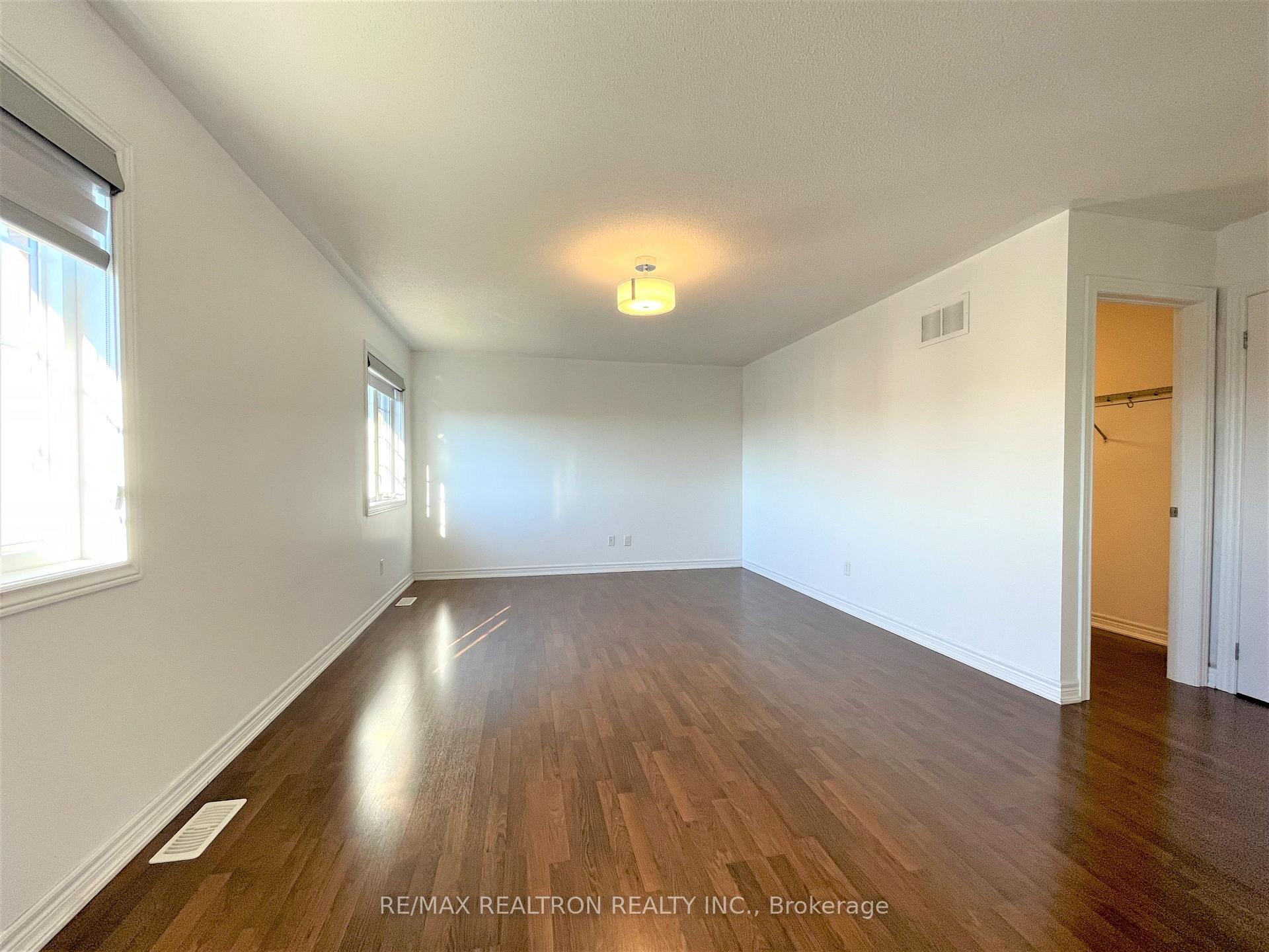 Photo 30 of 205 Vanda Drive, Vaughan, Patterson — HOMEH