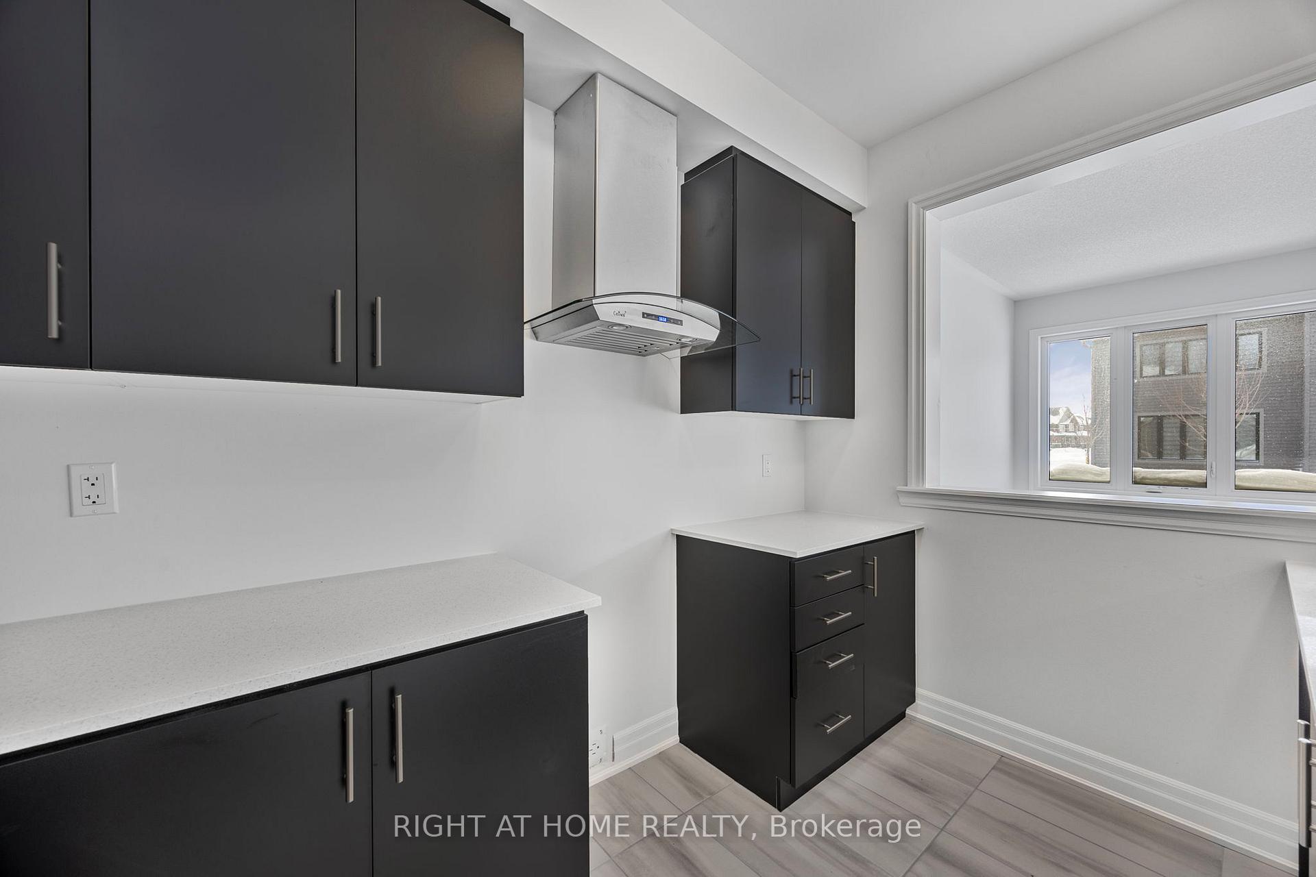 Photo 14 of 52 Del Ray Crescent, Wasaga Beach — HOMEH