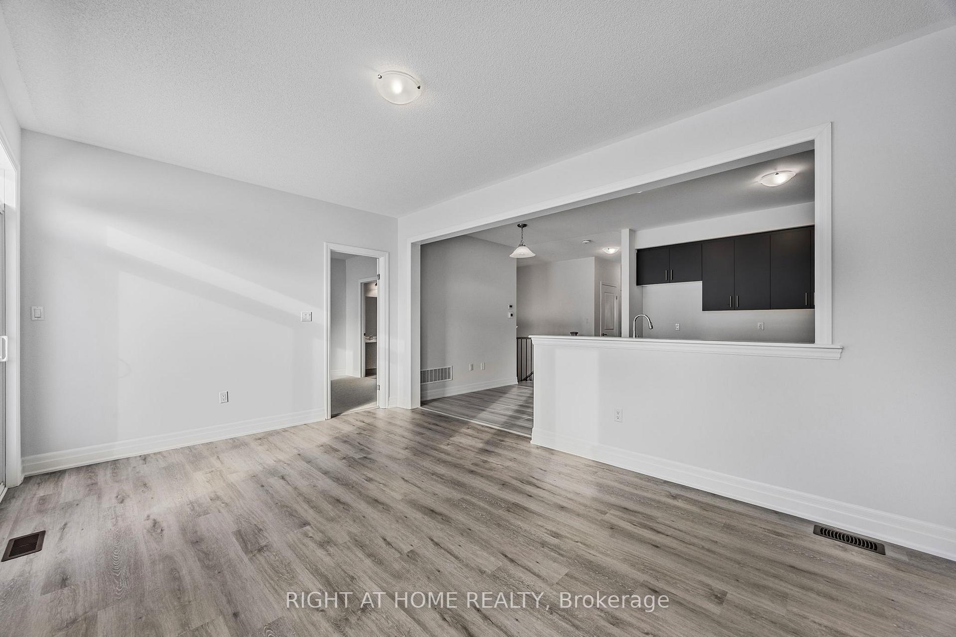 Photo 19 of 52 Del Ray Crescent, Wasaga Beach — HOMEH