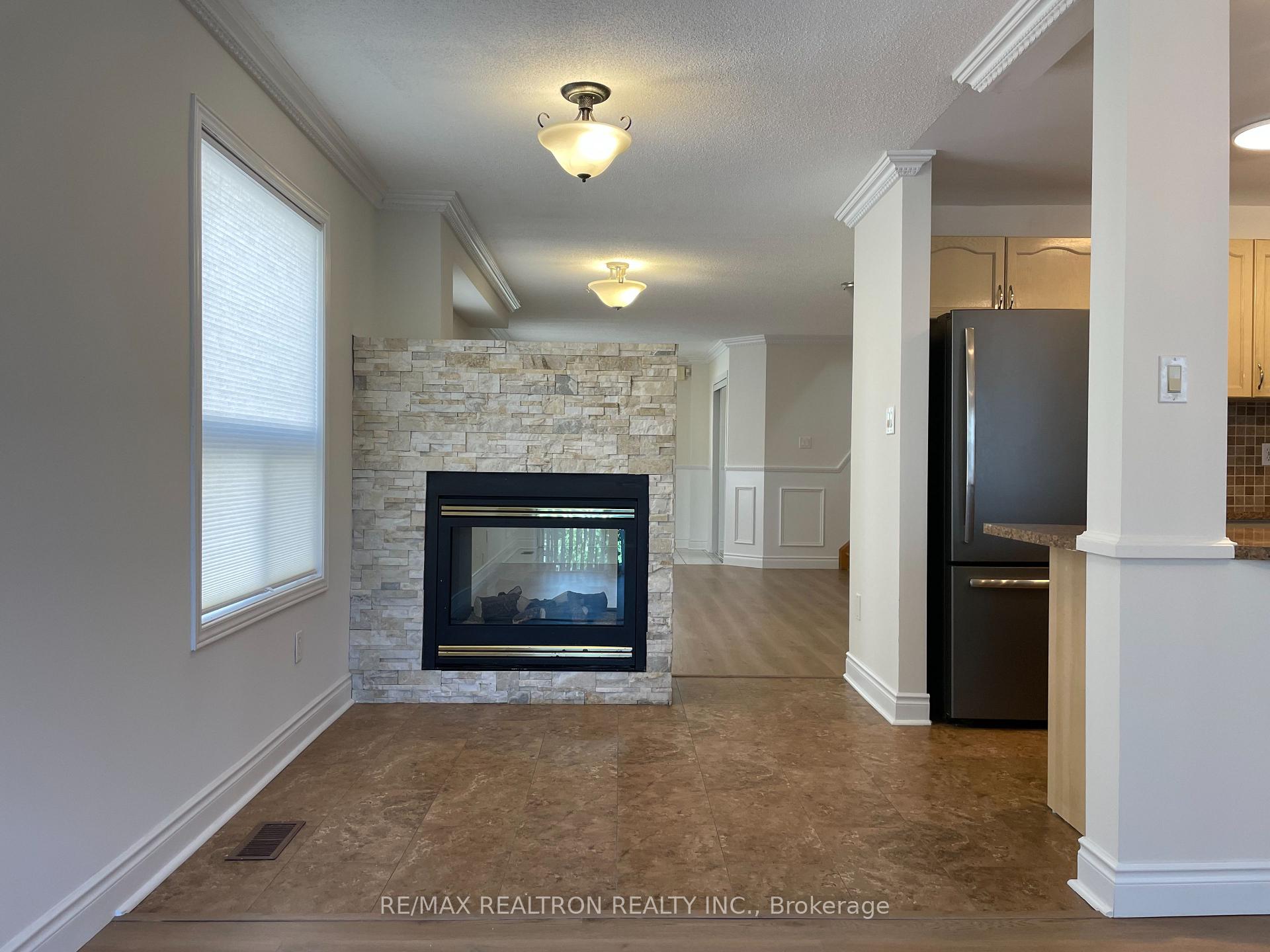 Photo 8 of 123 Foxfield Crescent, Vaughan, Patterson — HOMEH